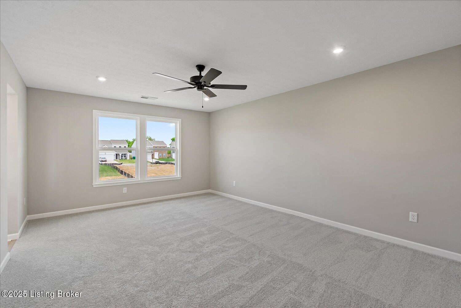 8801 Legendary Ln