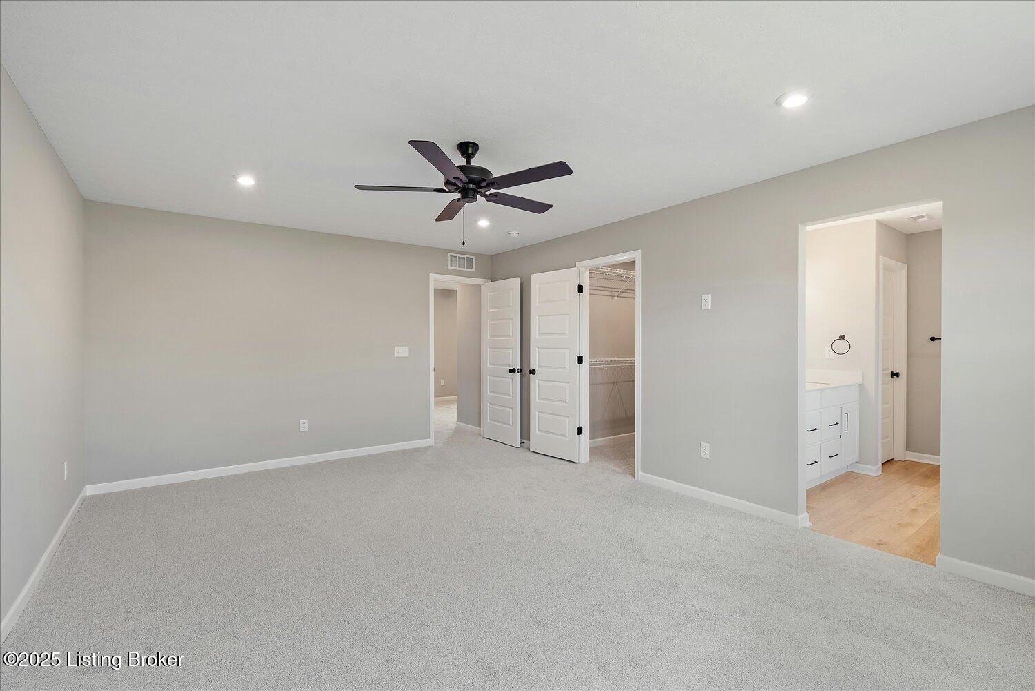 8801 Legendary Ln
