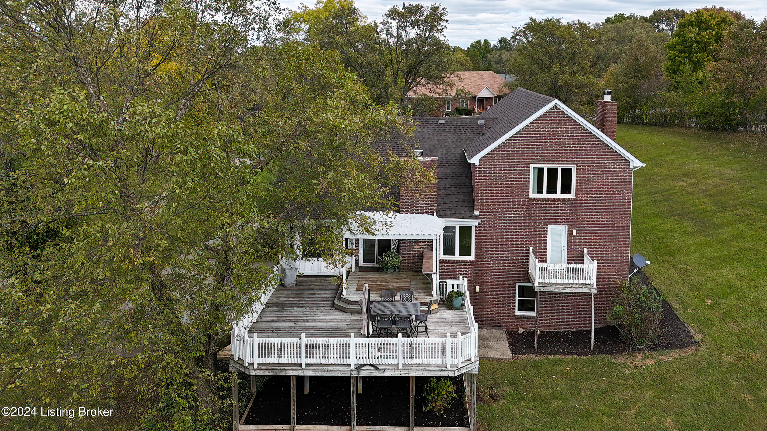 1508 Colonial Ct