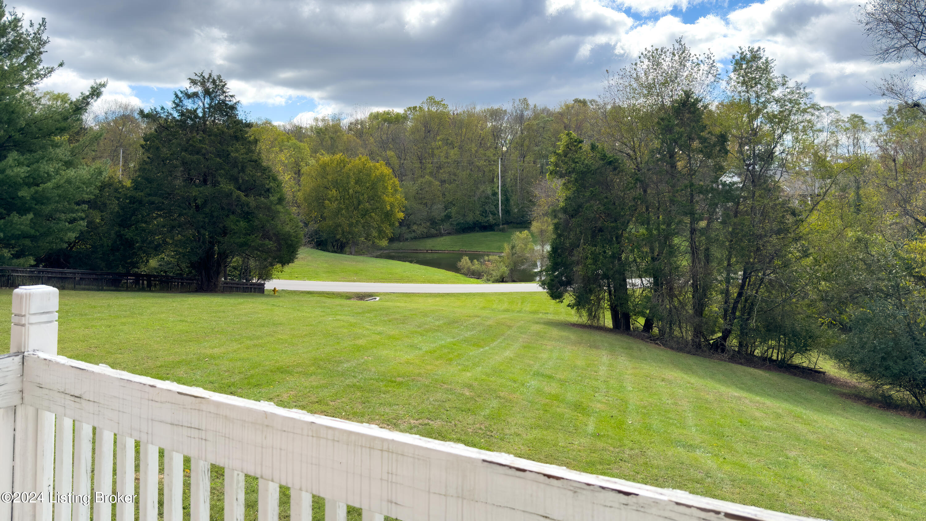 1508 Colonial Ct
