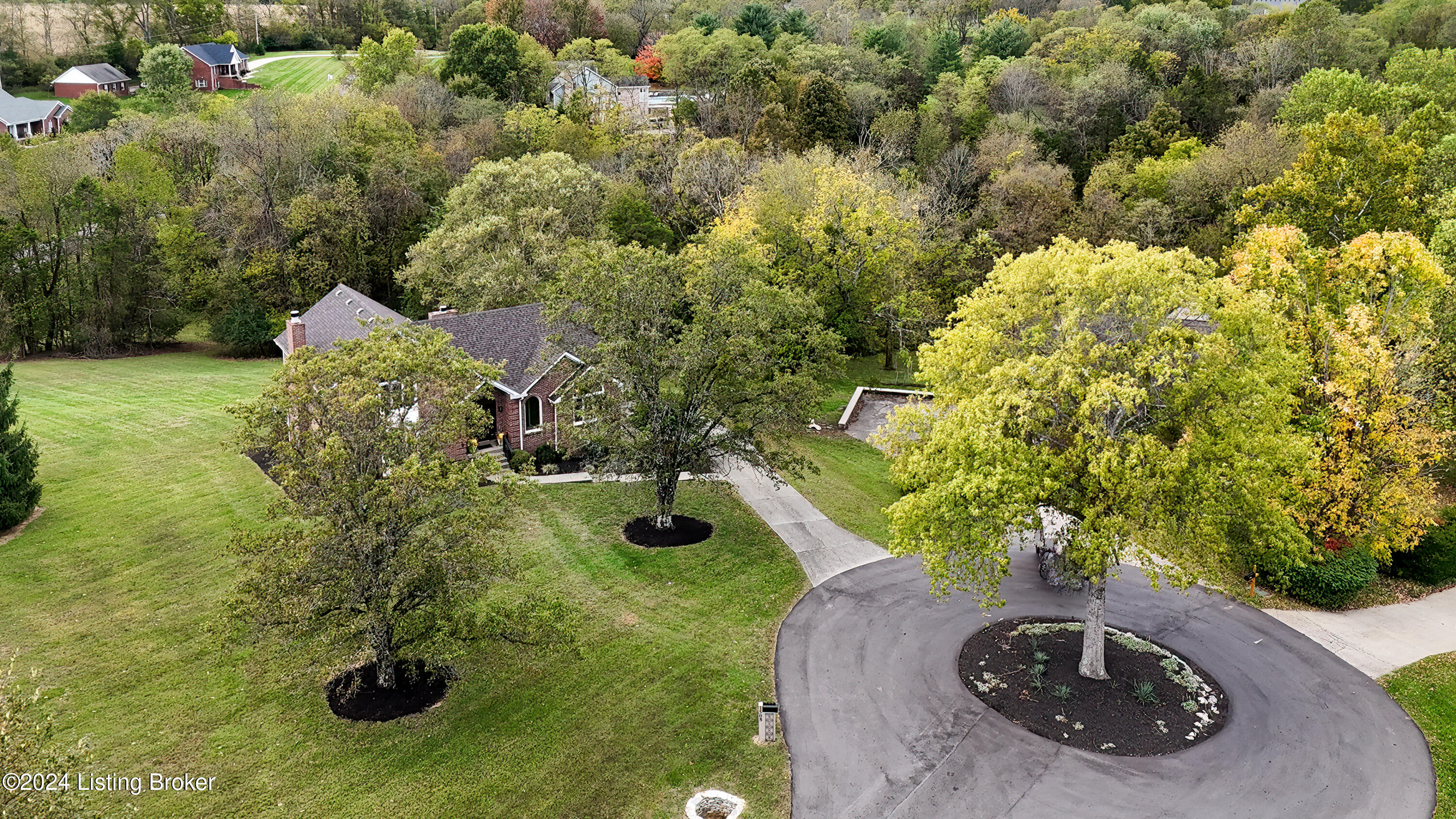 1508 Colonial Ct