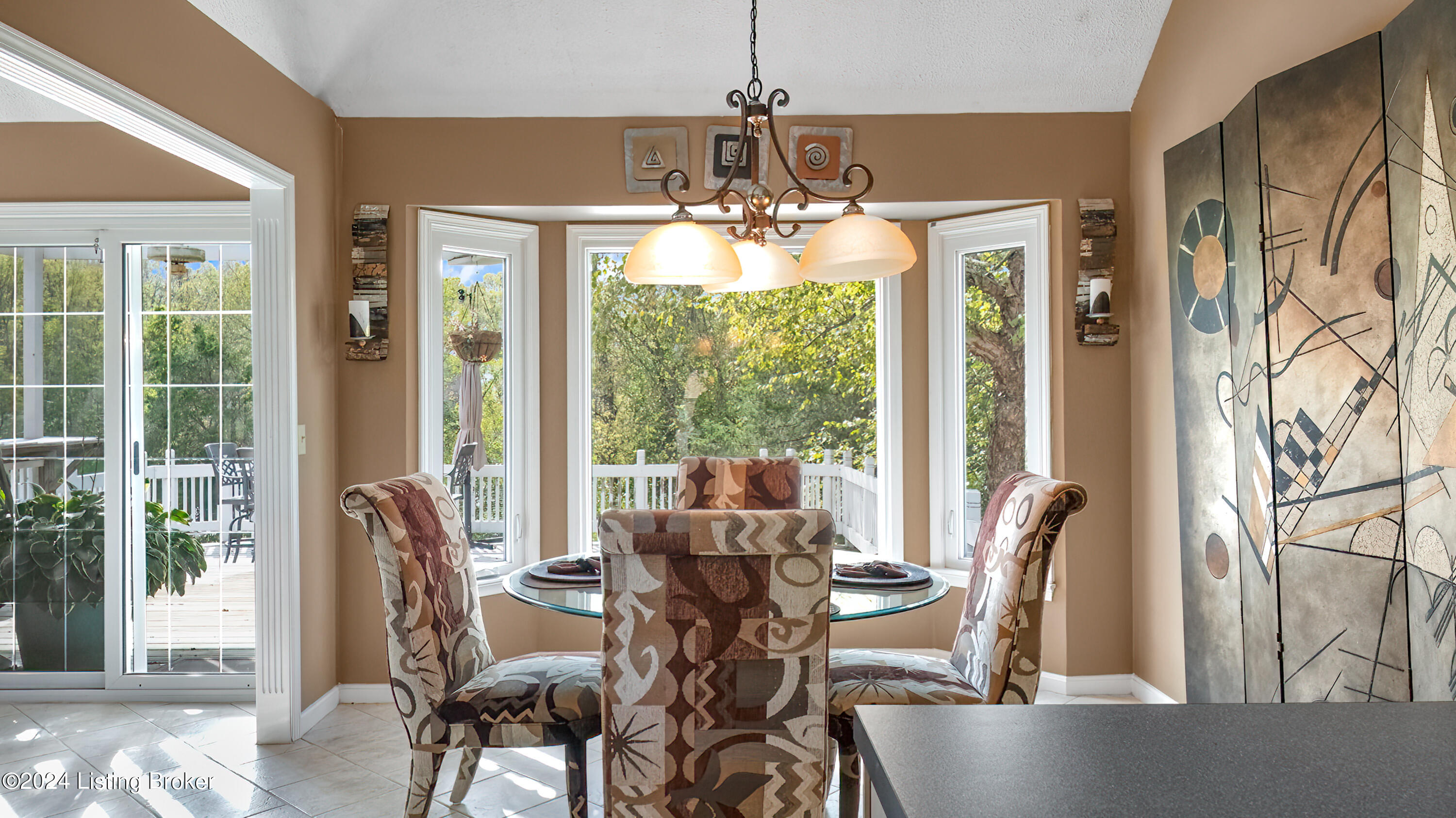 1508 Colonial Ct