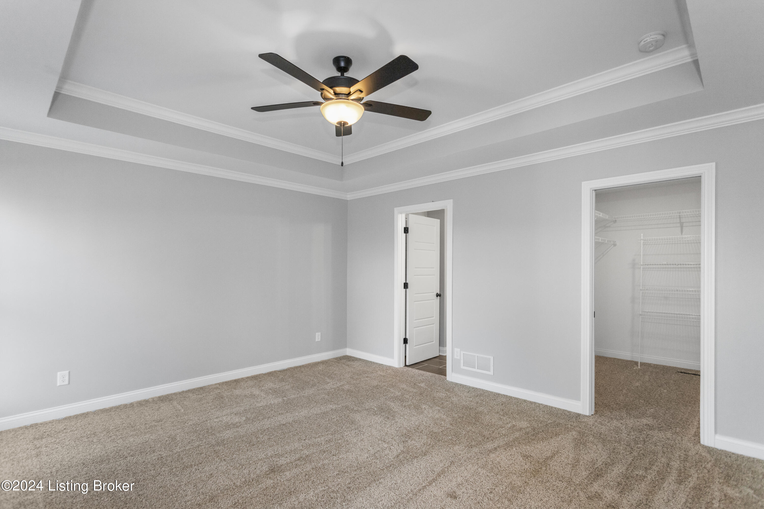 399 Williamsburg Dr