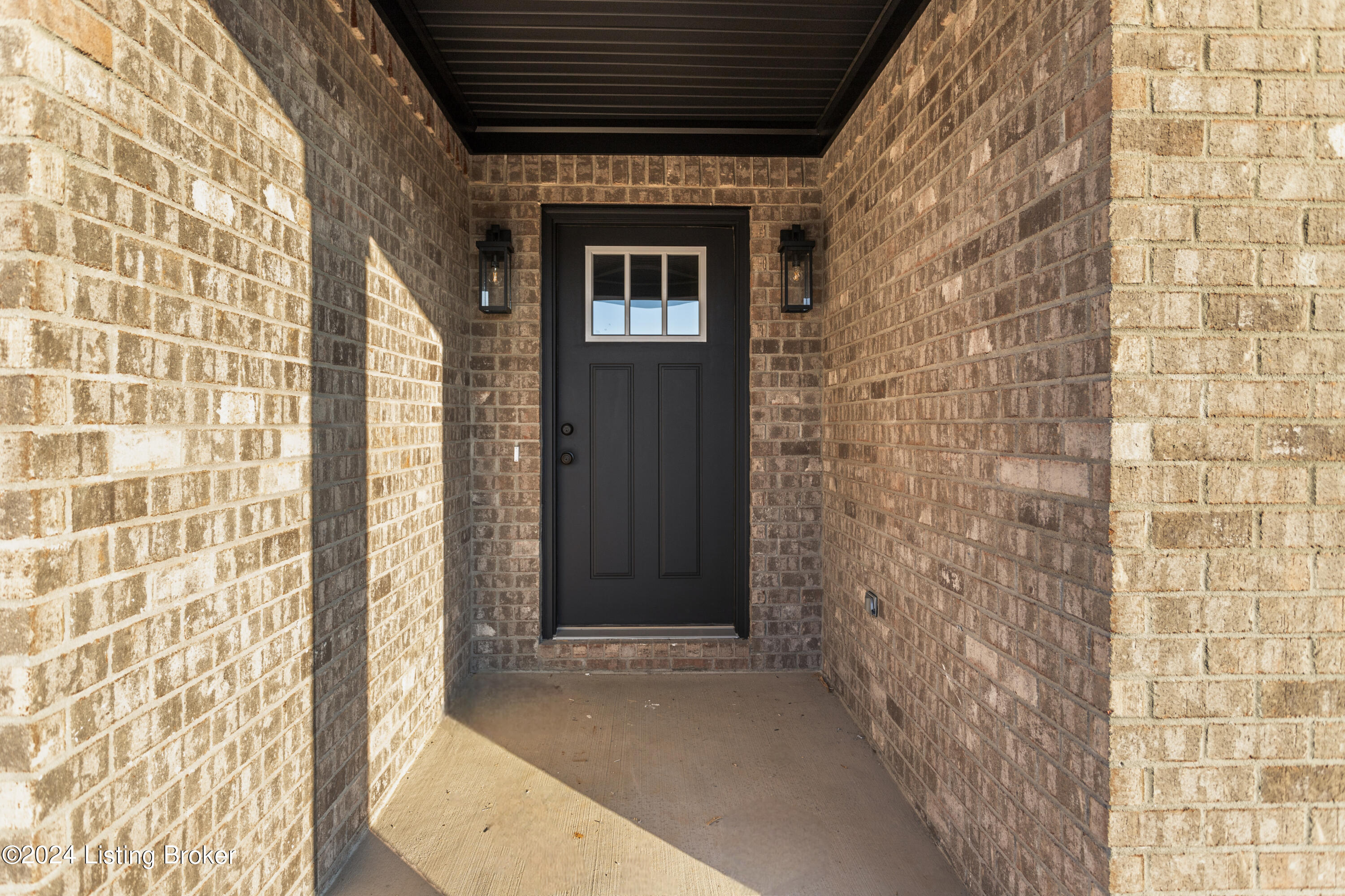 399 Williamsburg Dr