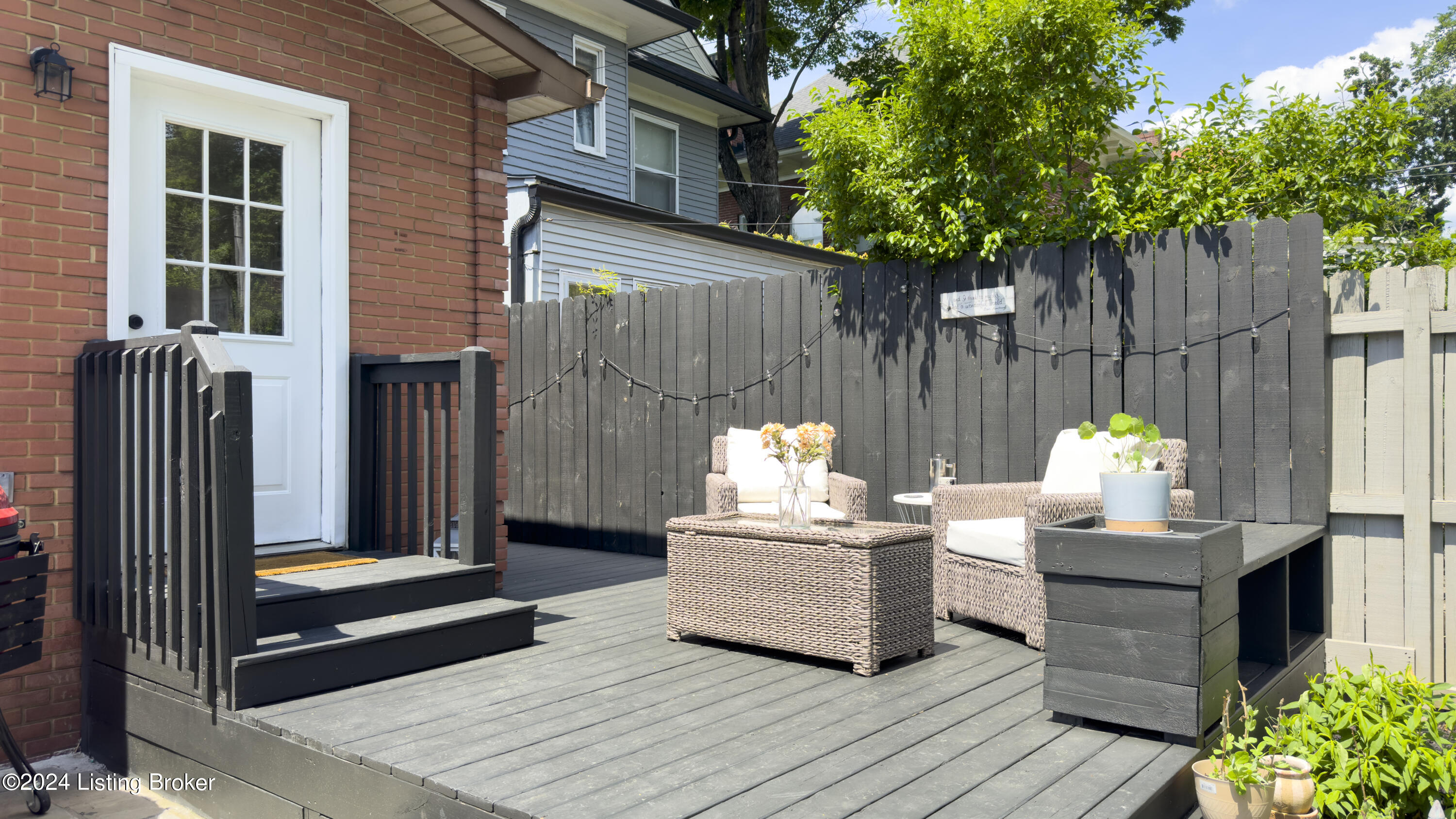 2012 Kenilworth Pl