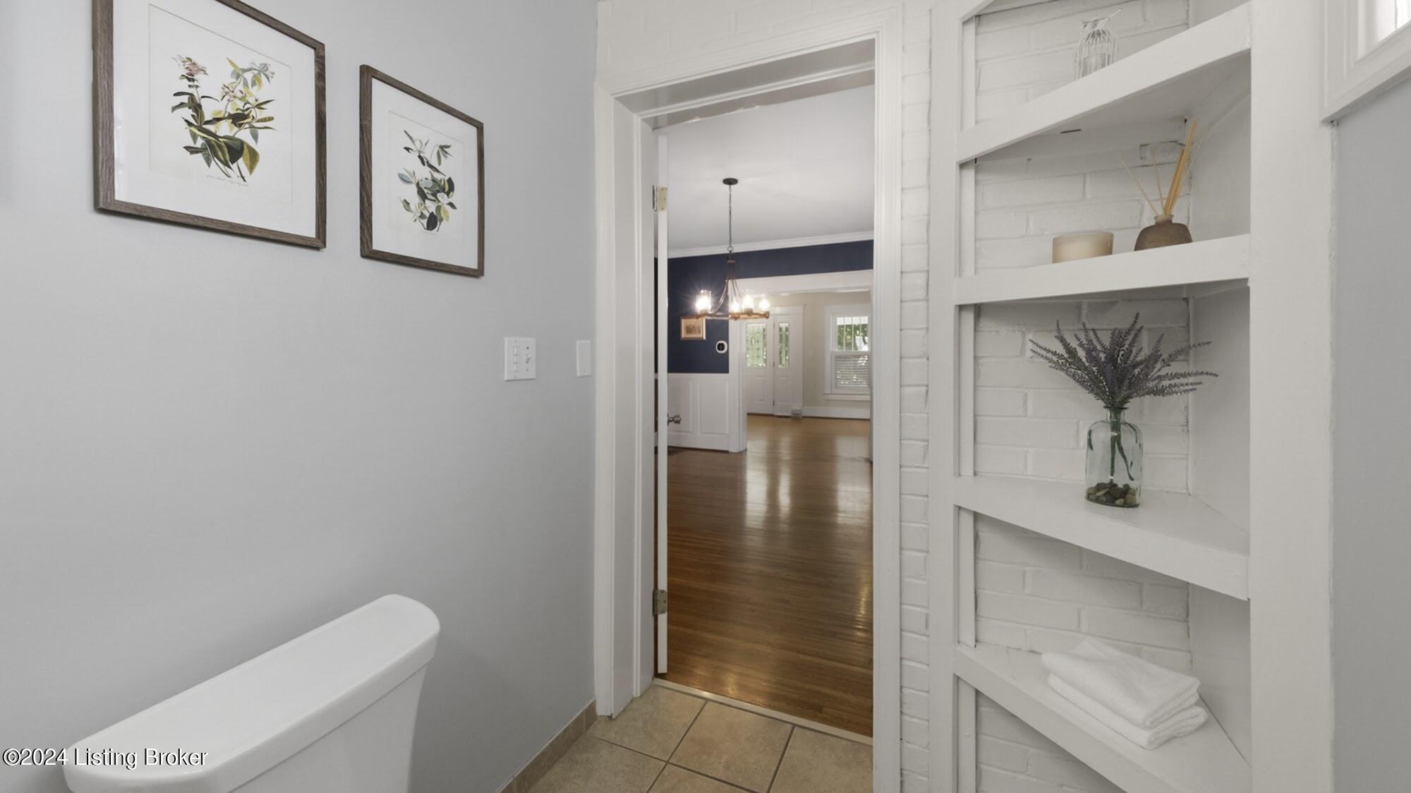 2012 Kenilworth Pl