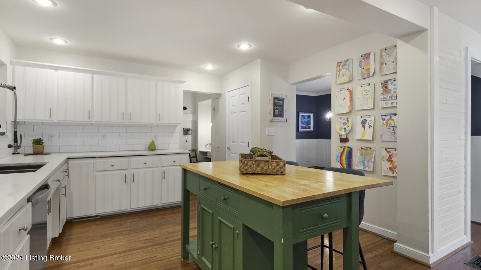 2012 Kenilworth Pl