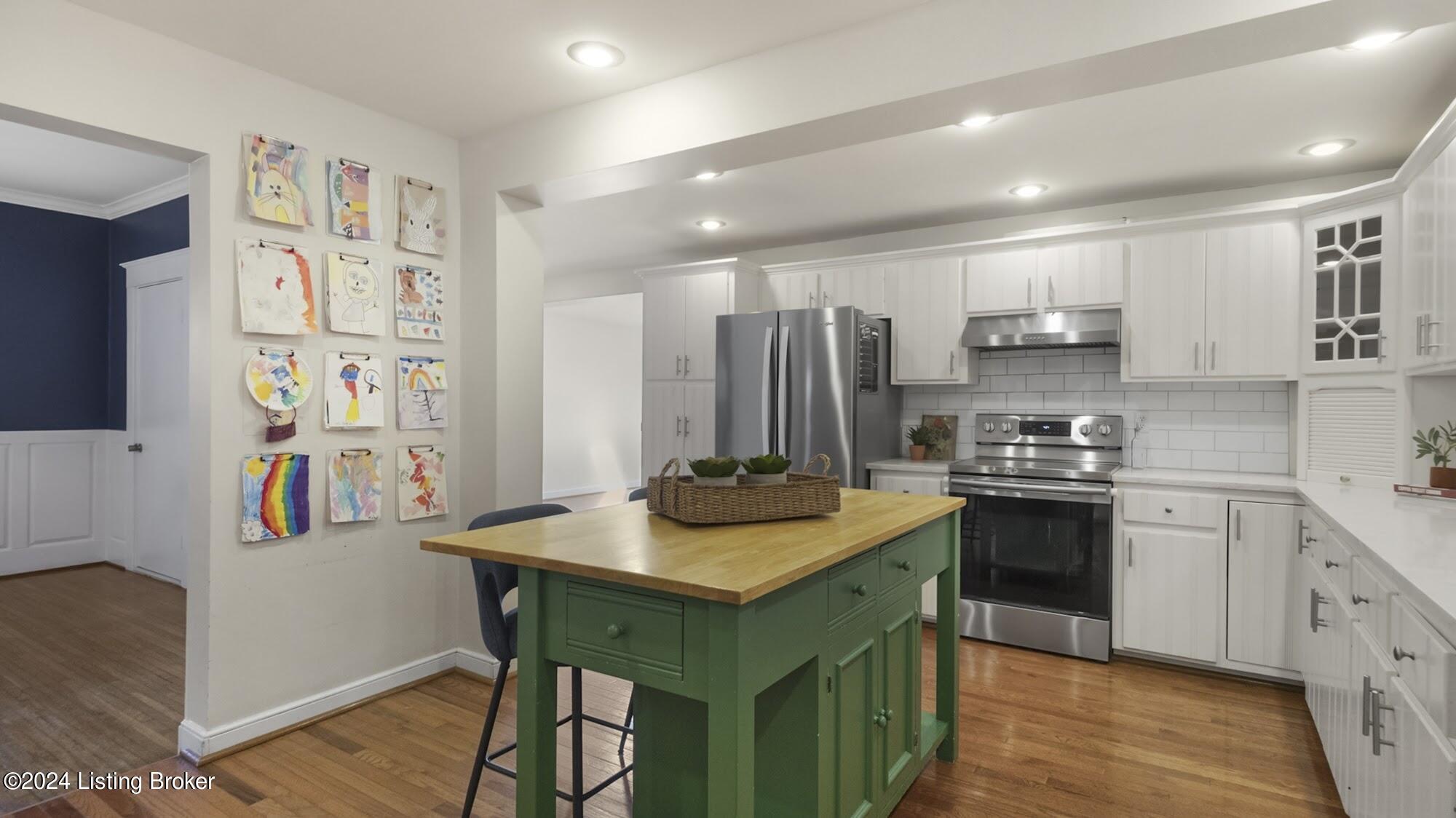 2012 Kenilworth Pl