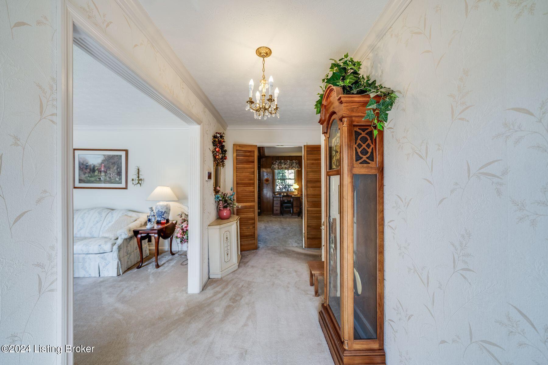 7613 Cedar Hollow Dr