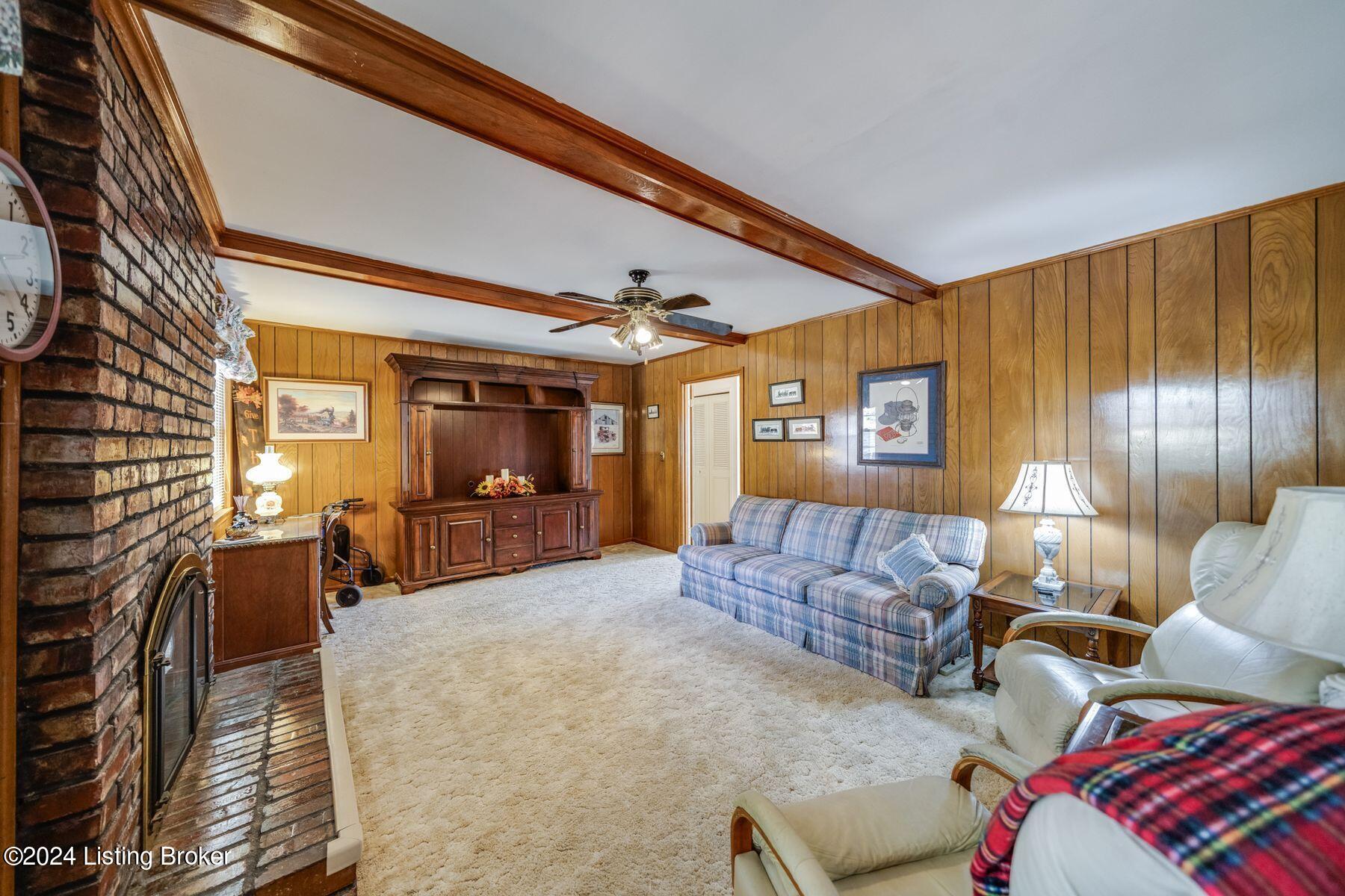 7613 Cedar Hollow Dr