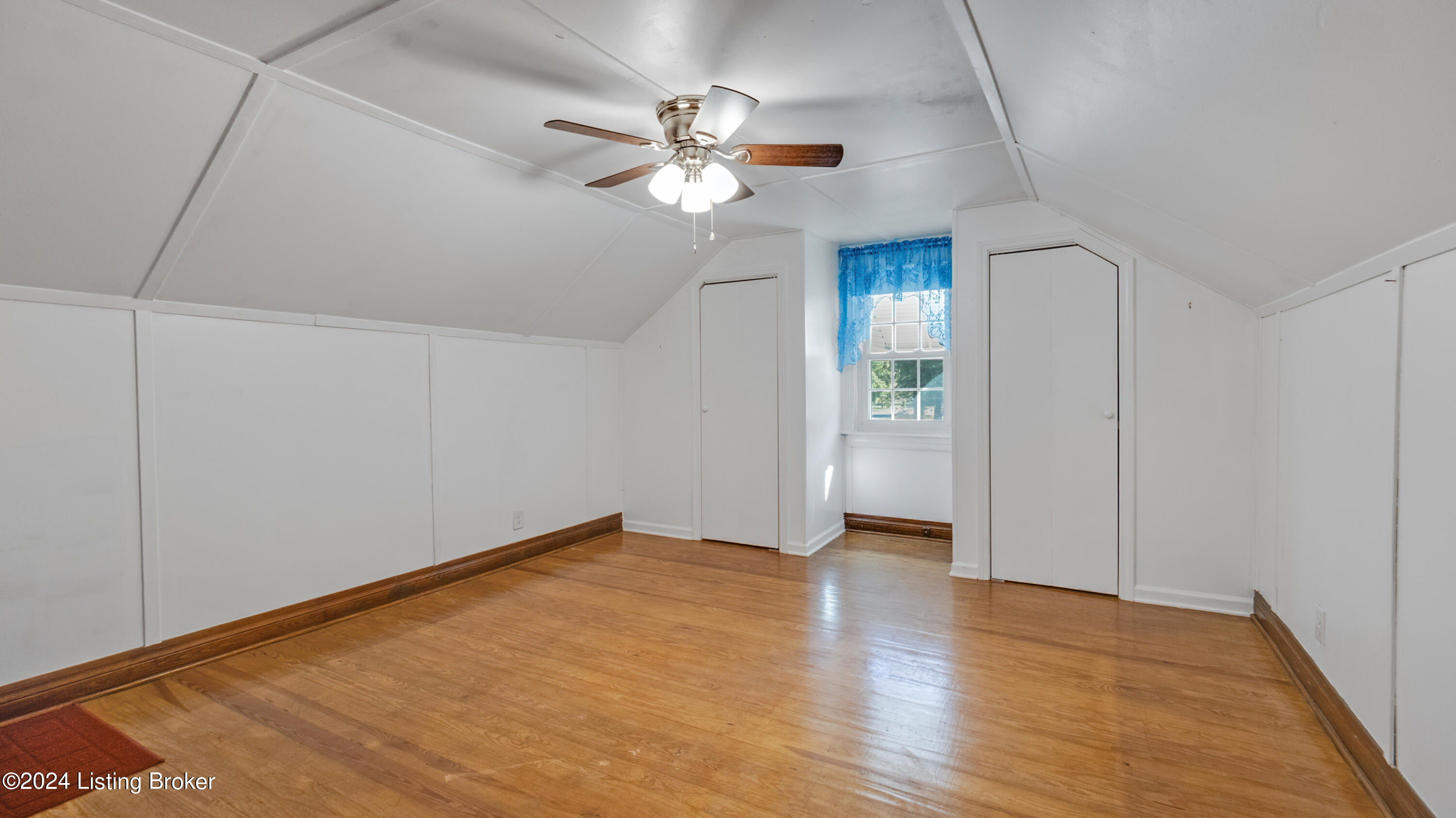 2704 Ralph Ave