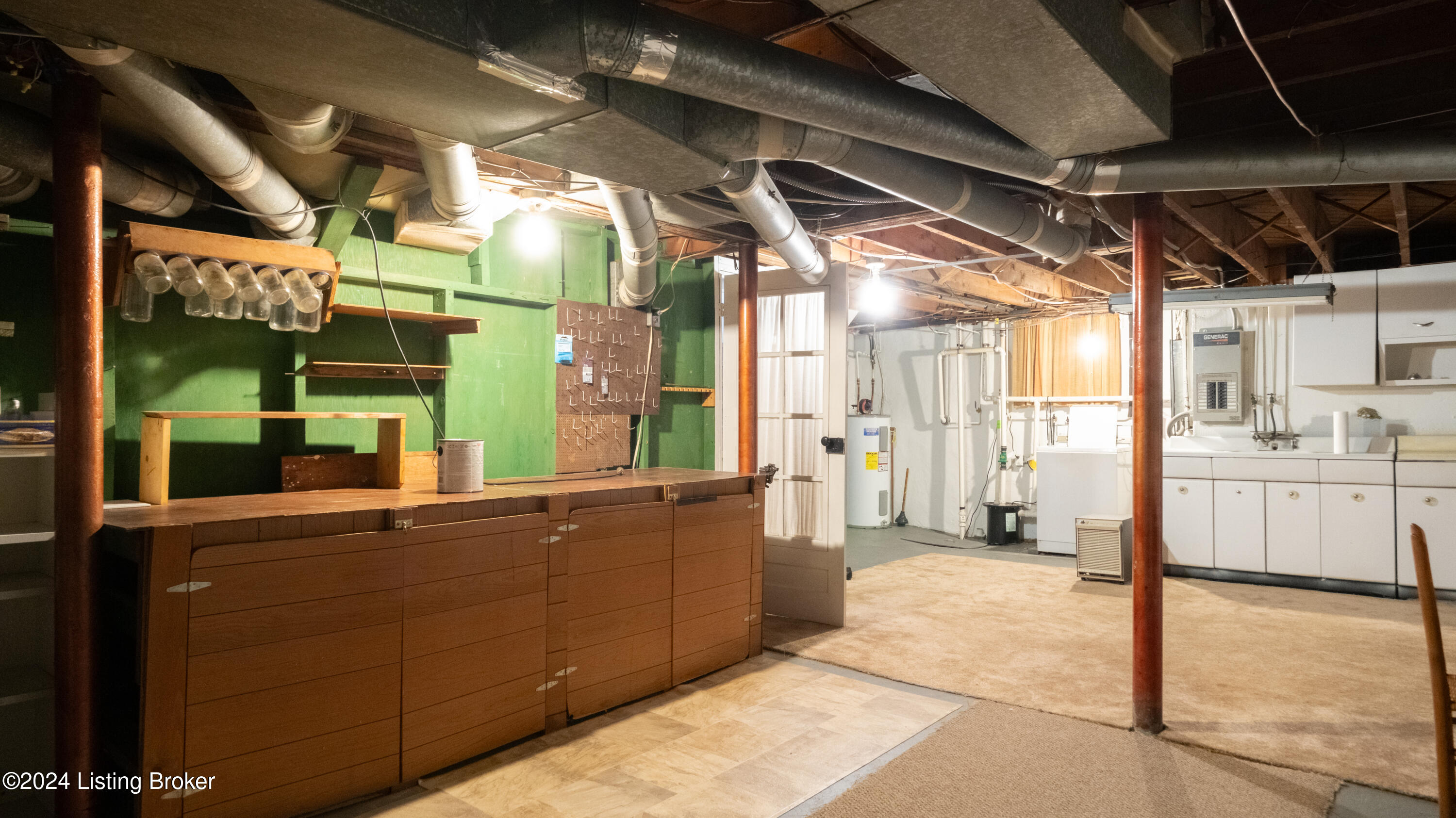 2704 Ralph Ave