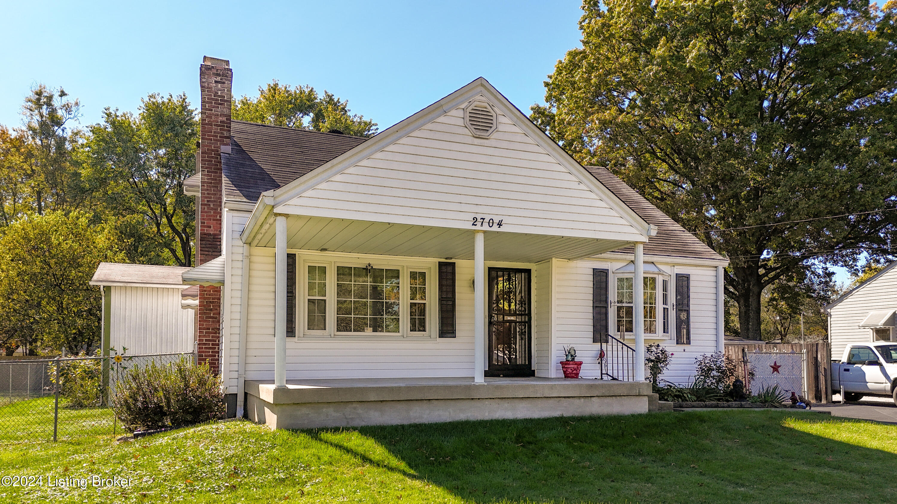2704 Ralph Ave