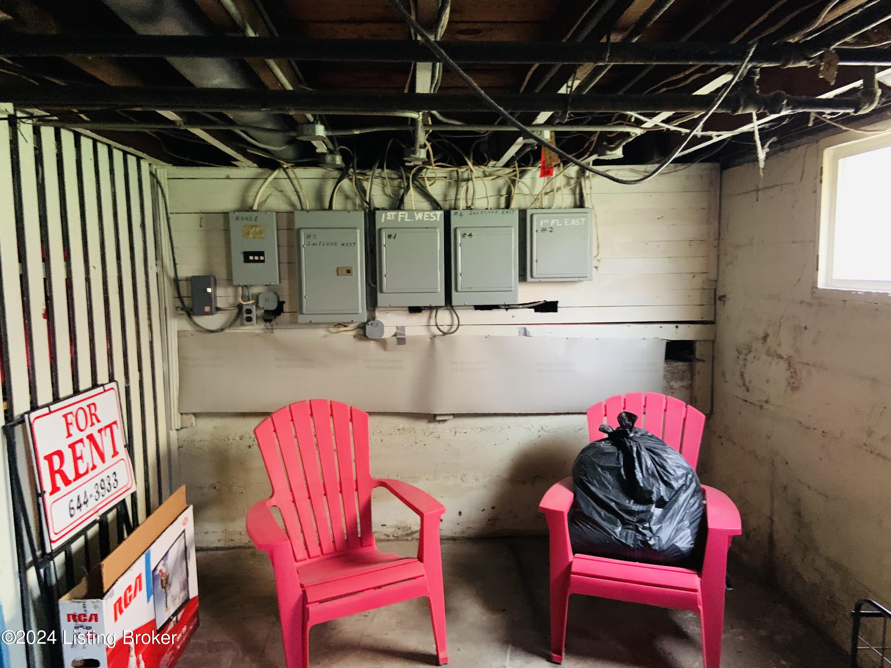 504 W Ashland Ave