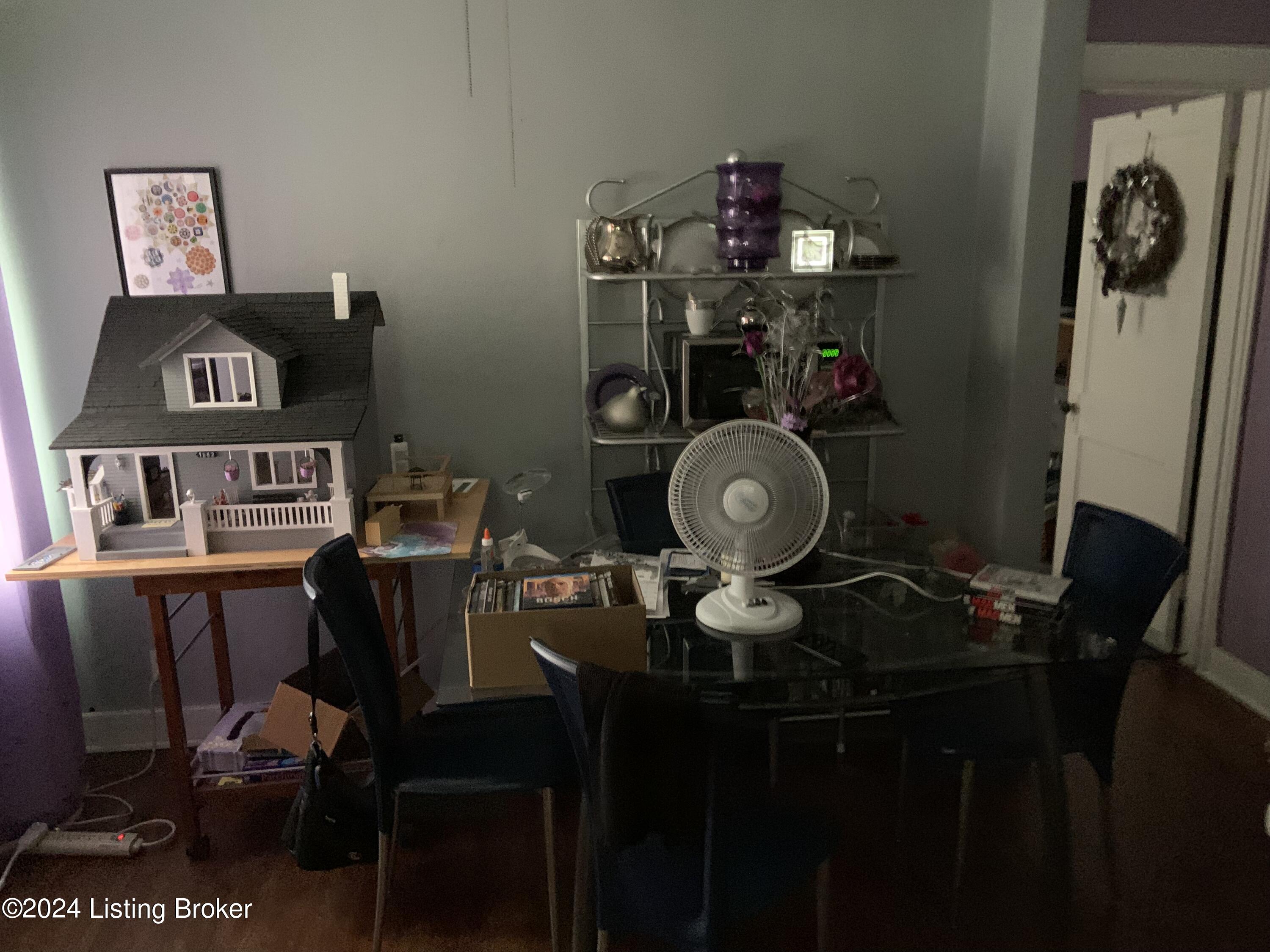 504 W Ashland Ave