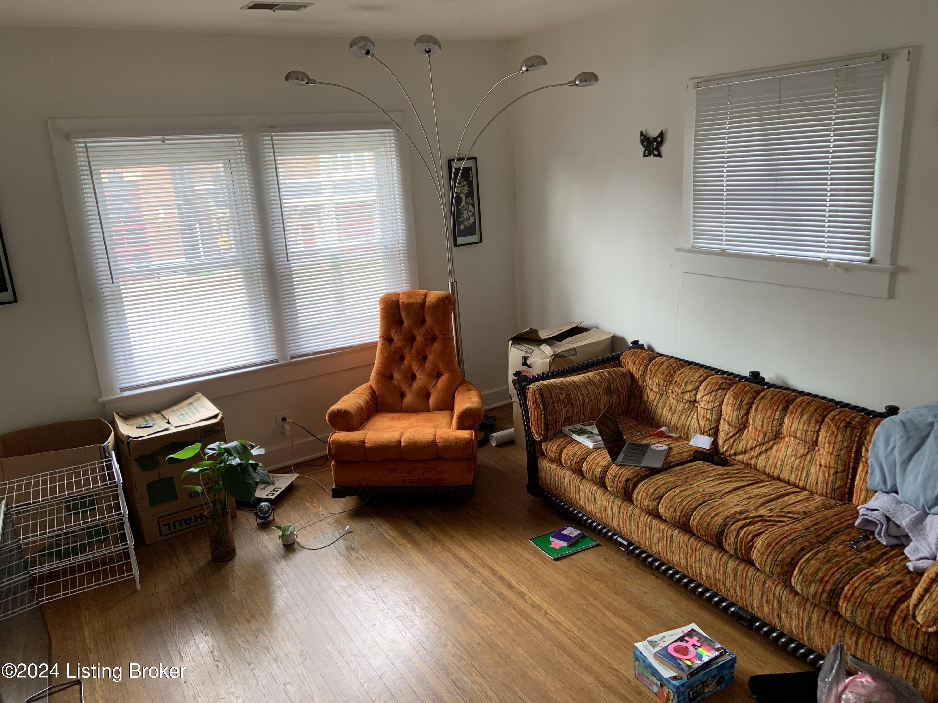 504 W Ashland Ave