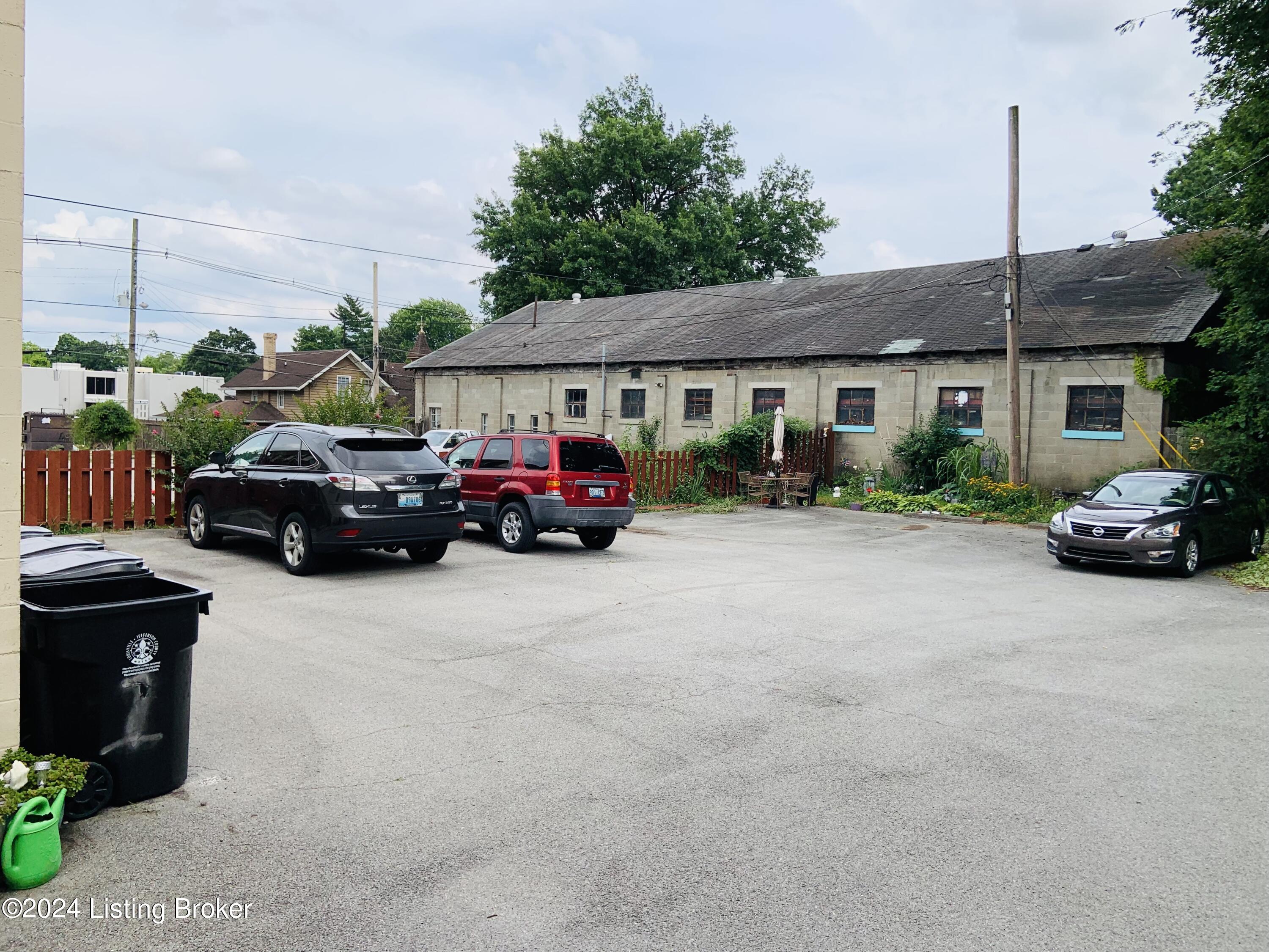 504 W Ashland Ave