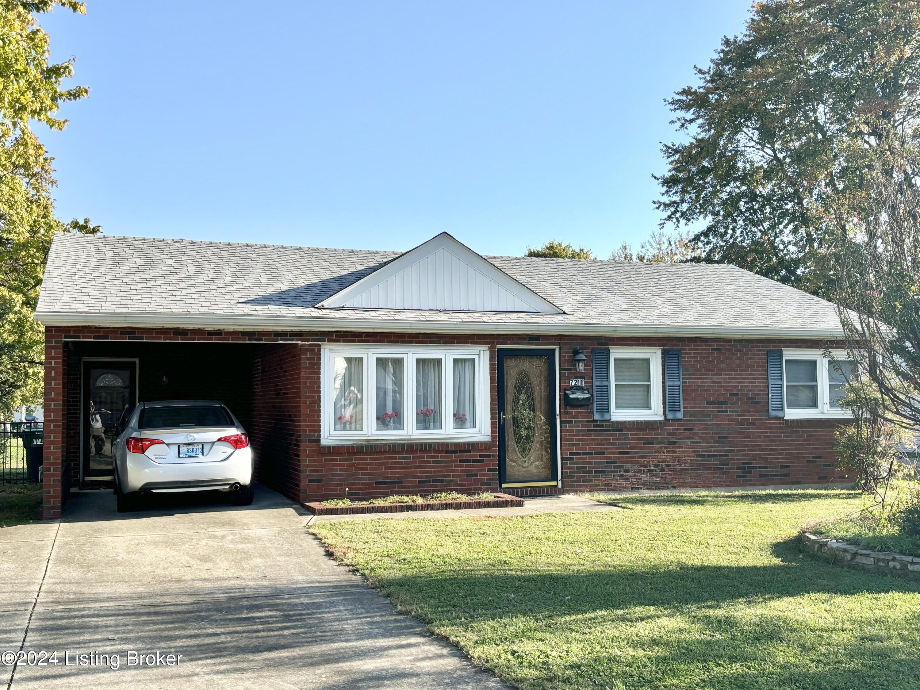 7211 Betsy Ross Dr