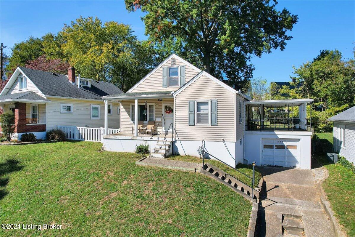 1047 Wagner Ave