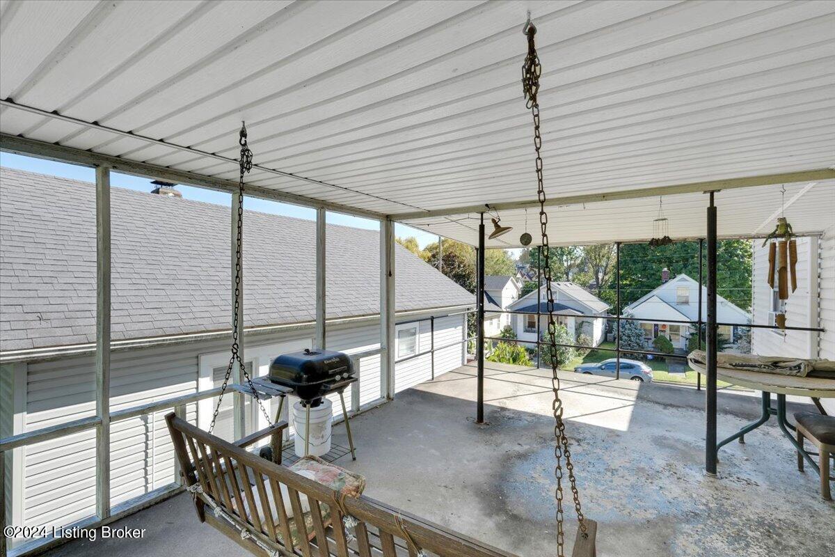 1047 Wagner Ave