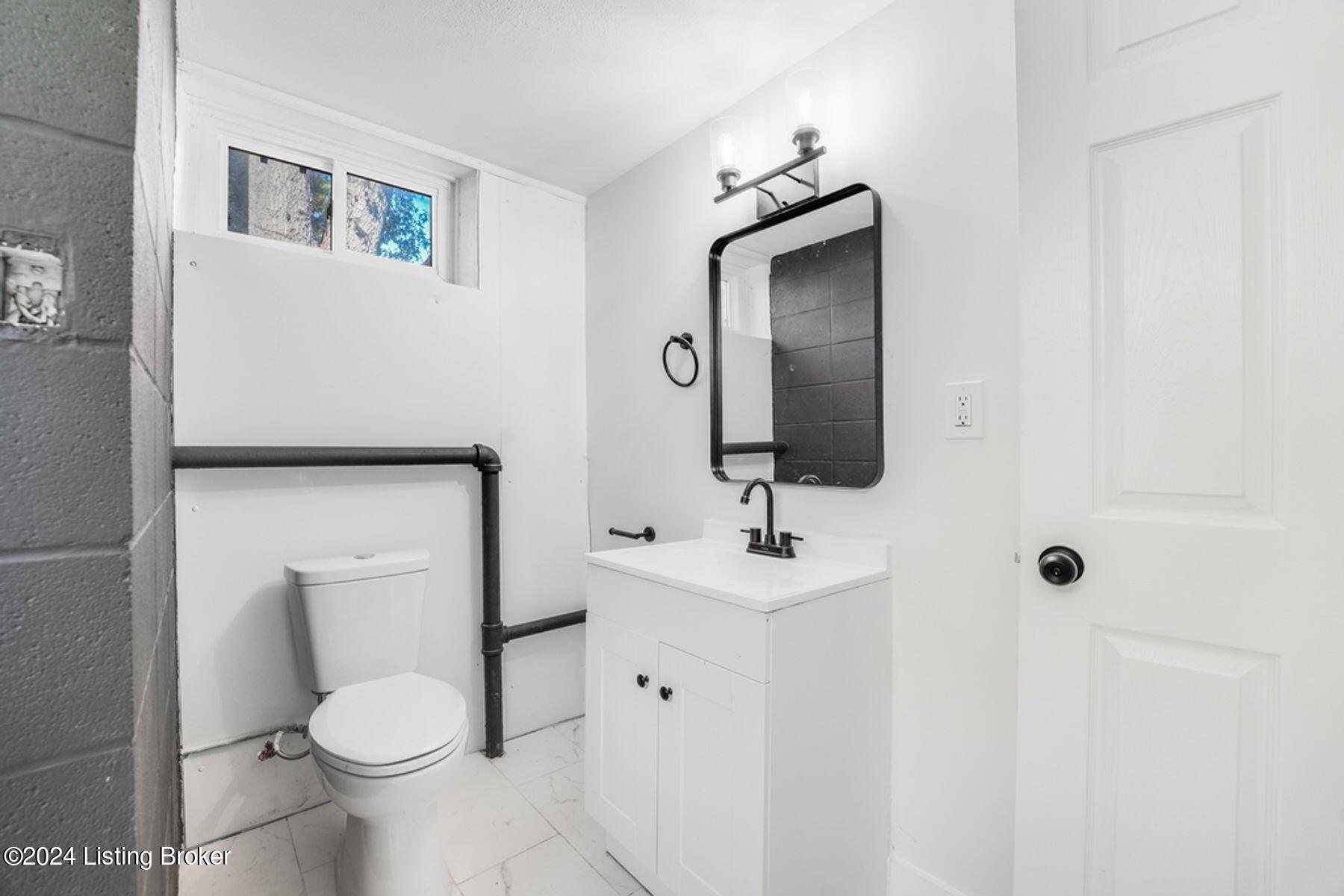 2603 Veronica Dr