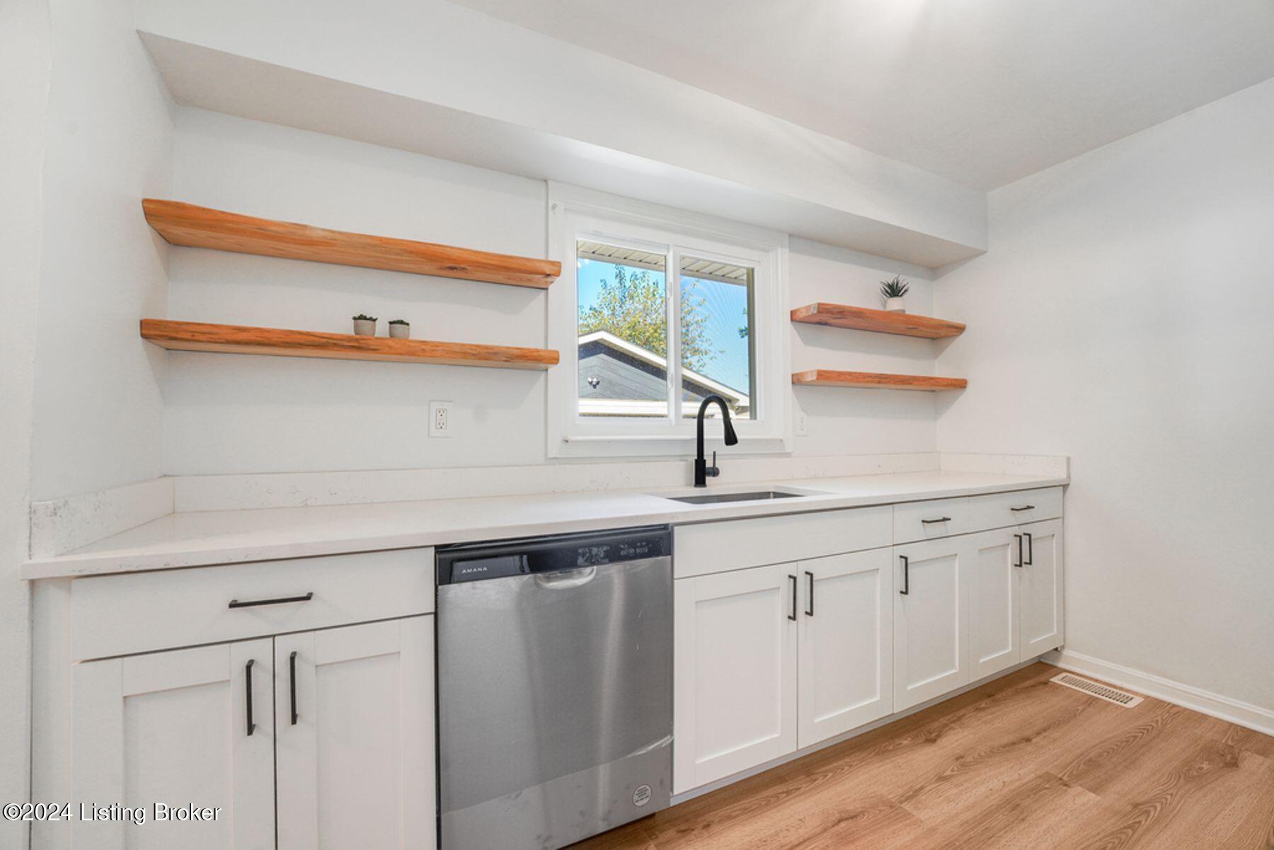2603 Veronica Dr
