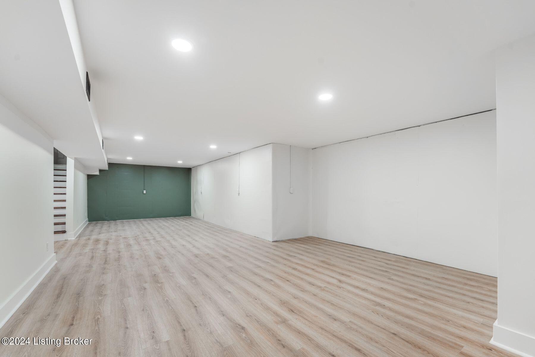 2603 Veronica Dr