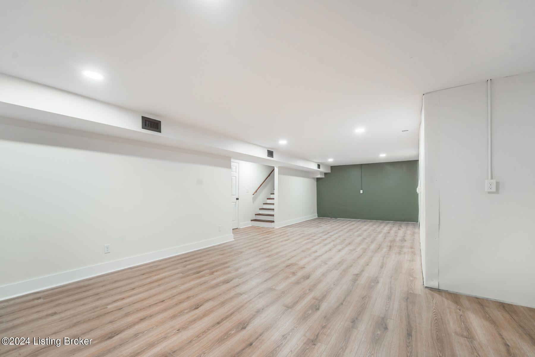 2603 Veronica Dr
