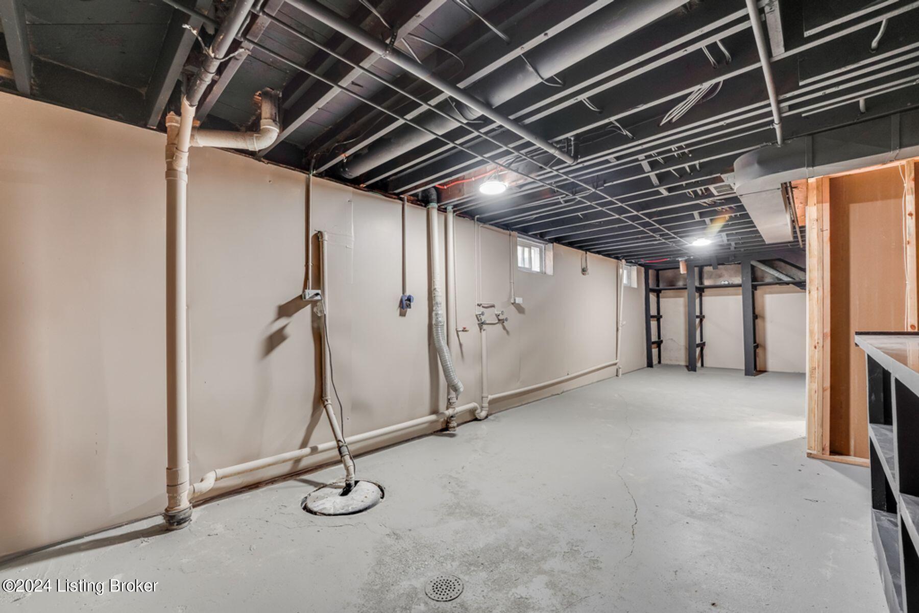 2603 Veronica Dr