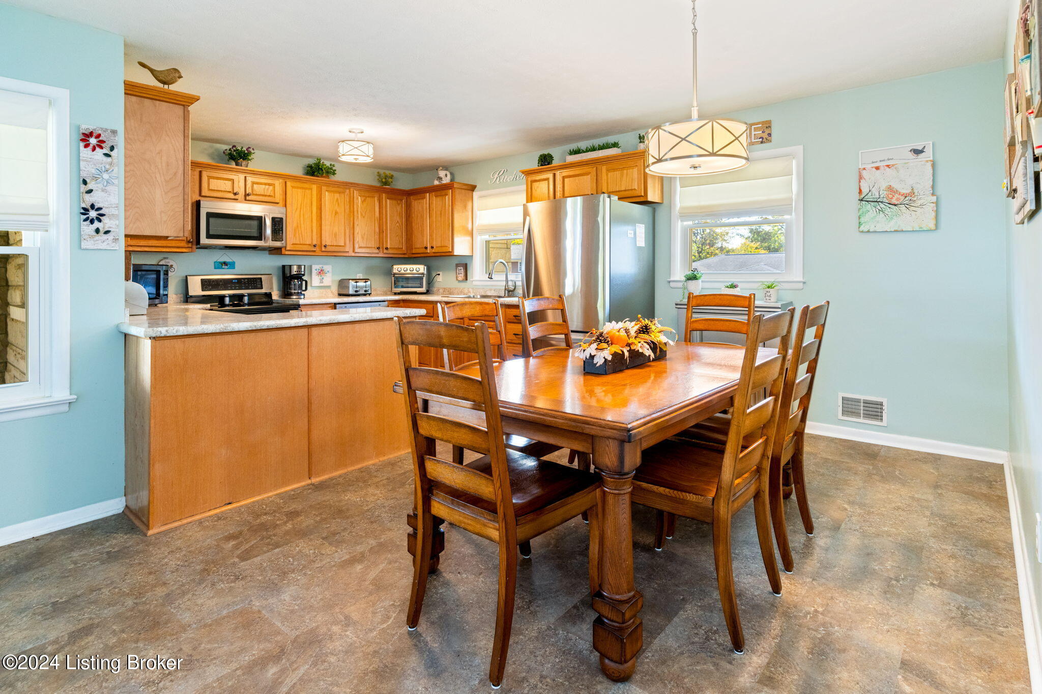 5403 Ronwood Dr