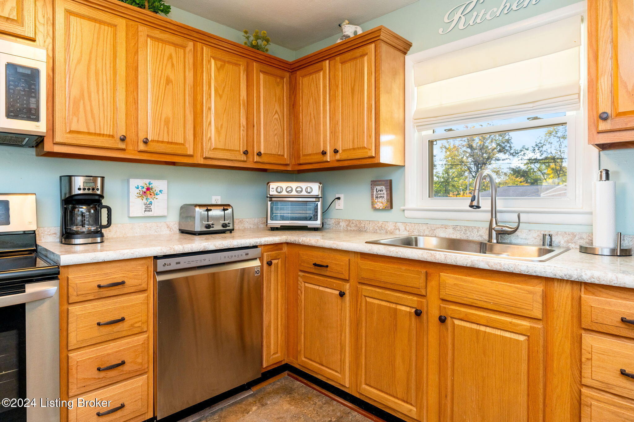 5403 Ronwood Dr