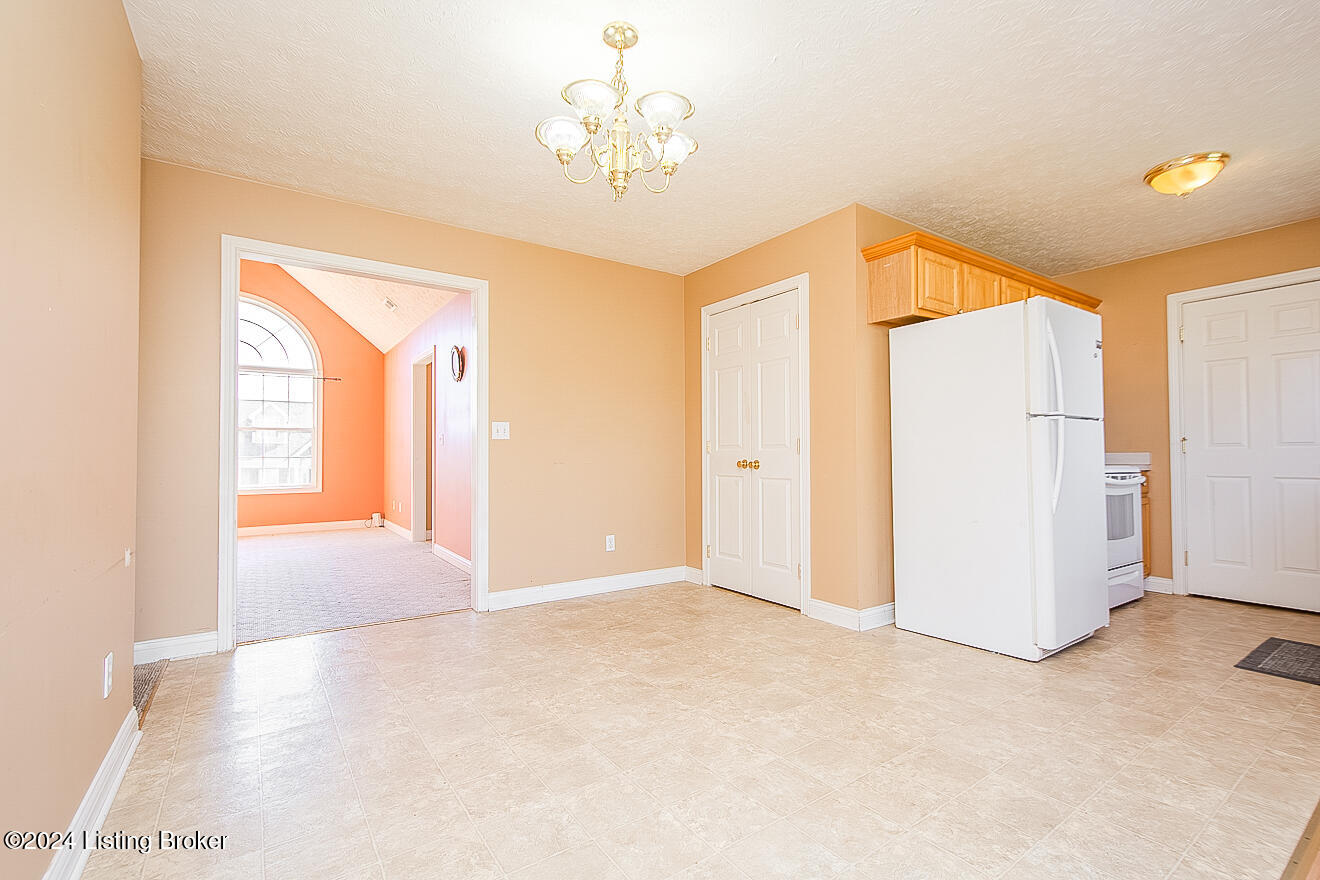110 Tulip Dr