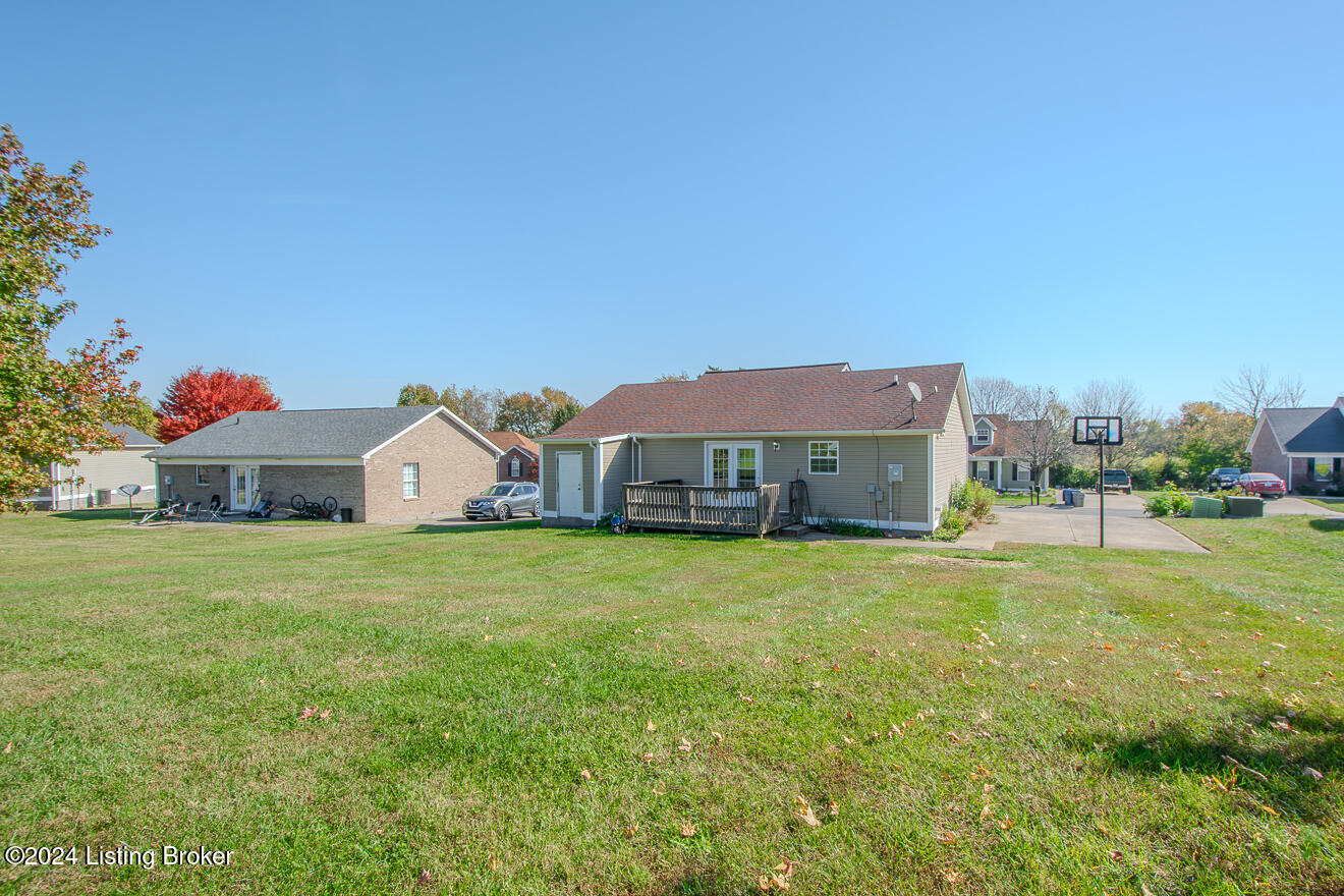 110 Tulip Dr