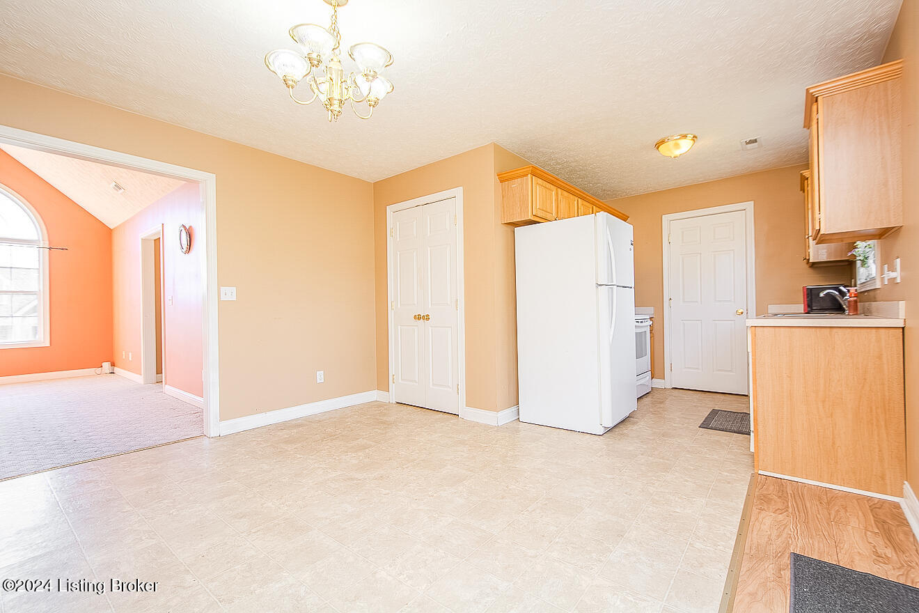 110 Tulip Dr