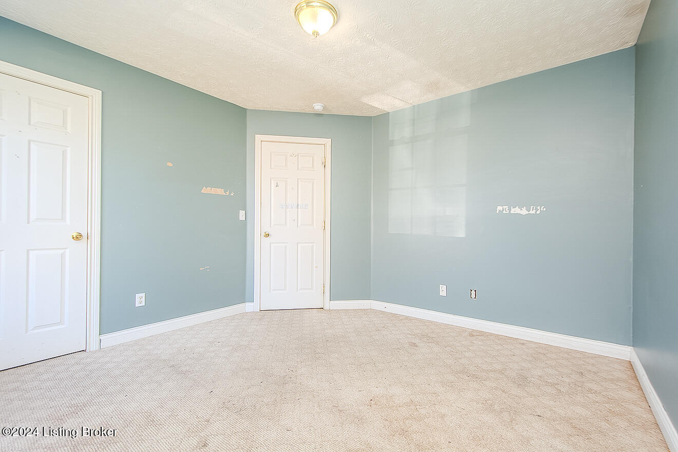 110 Tulip Dr