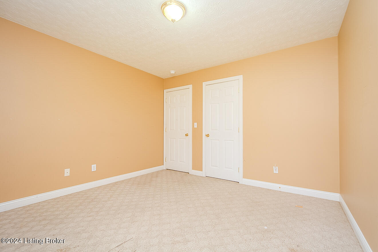 110 Tulip Dr