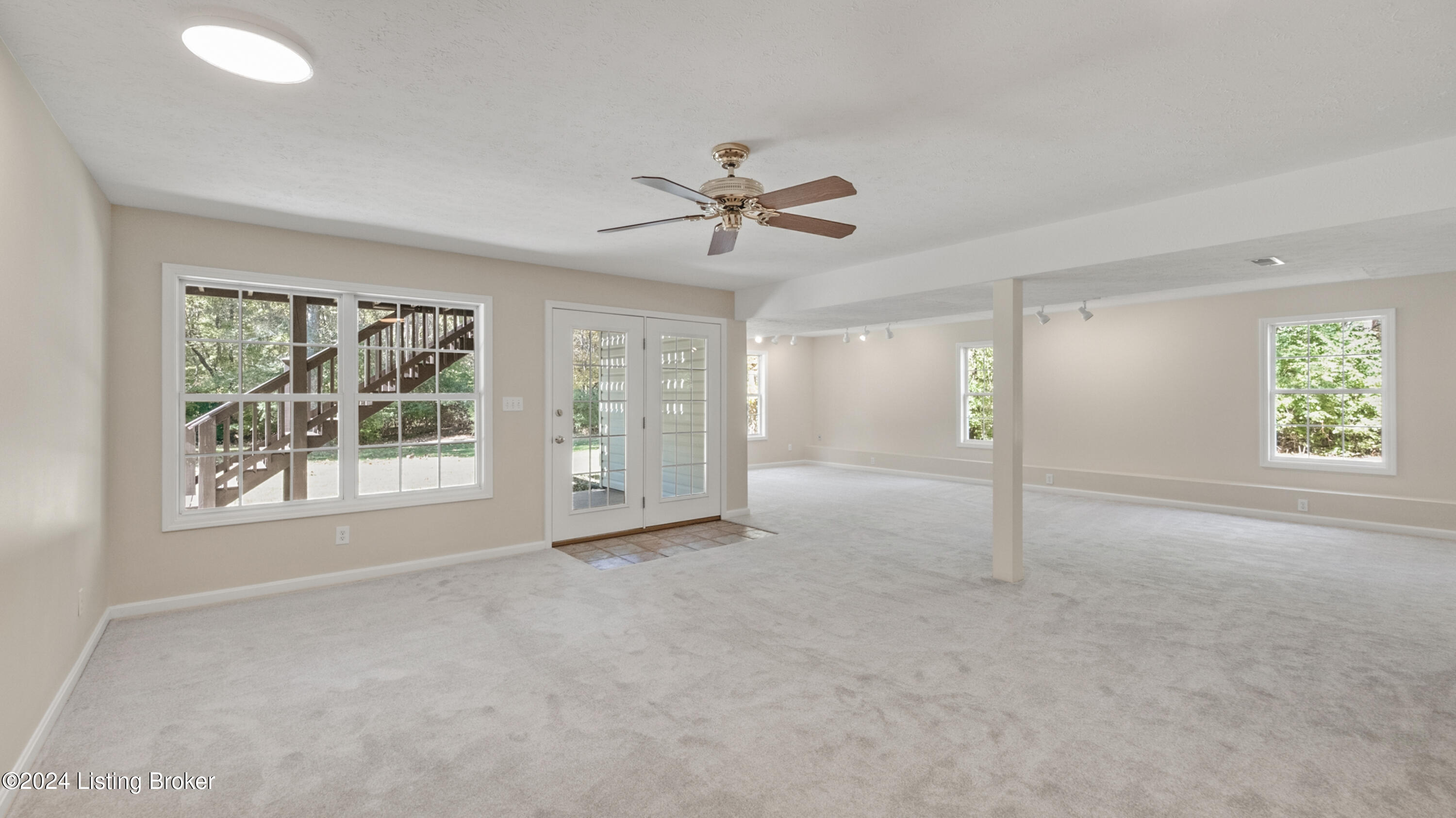 7808 Briarwood Dr
