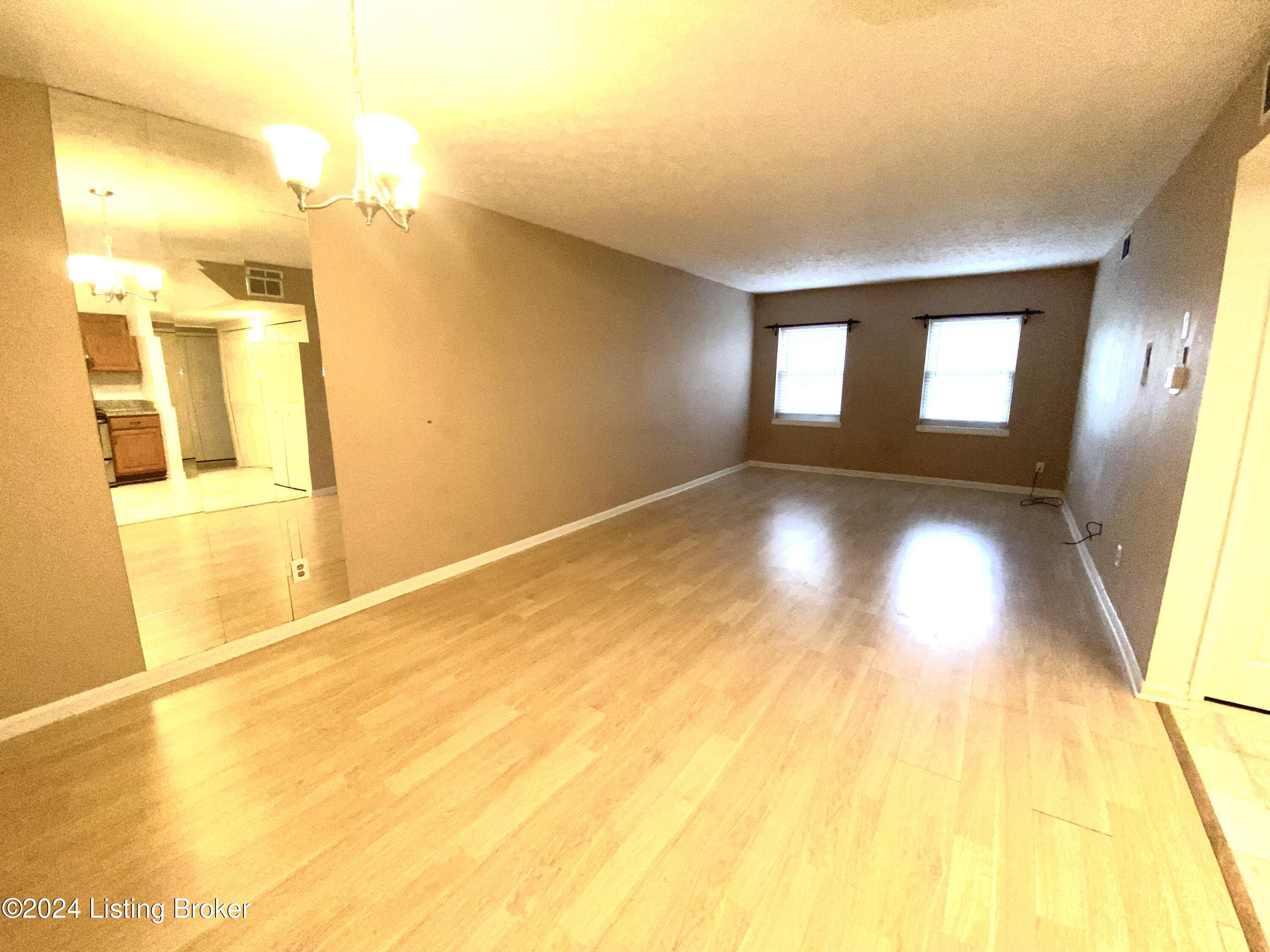 319 El Conquistador Pl