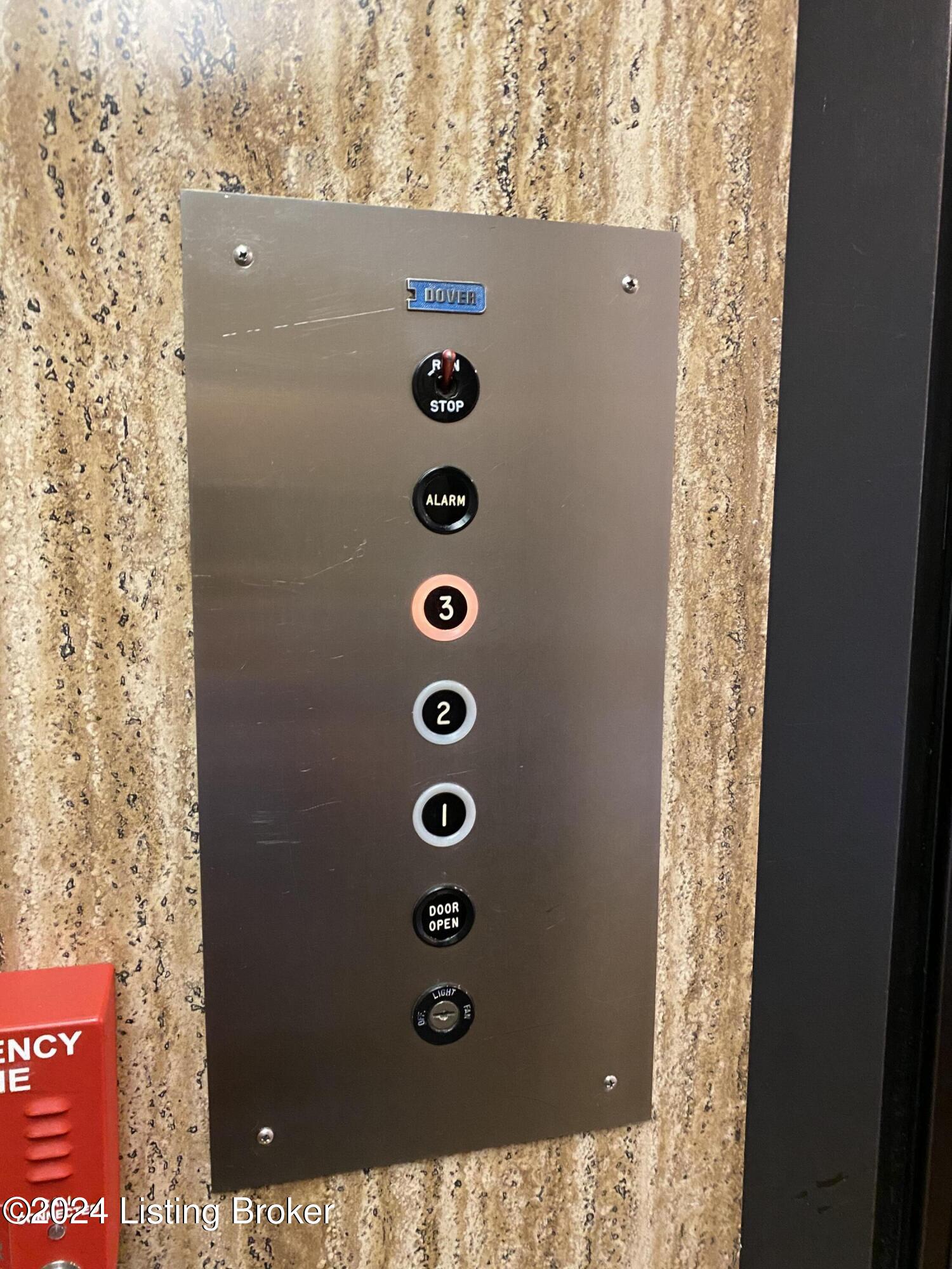 319 El Conquistador Pl
