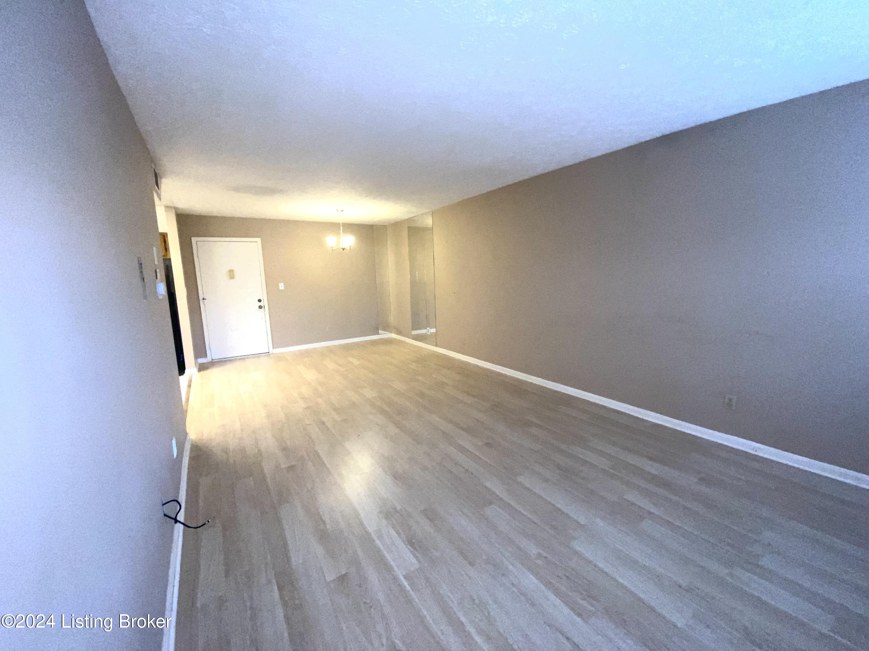 319 El Conquistador Pl