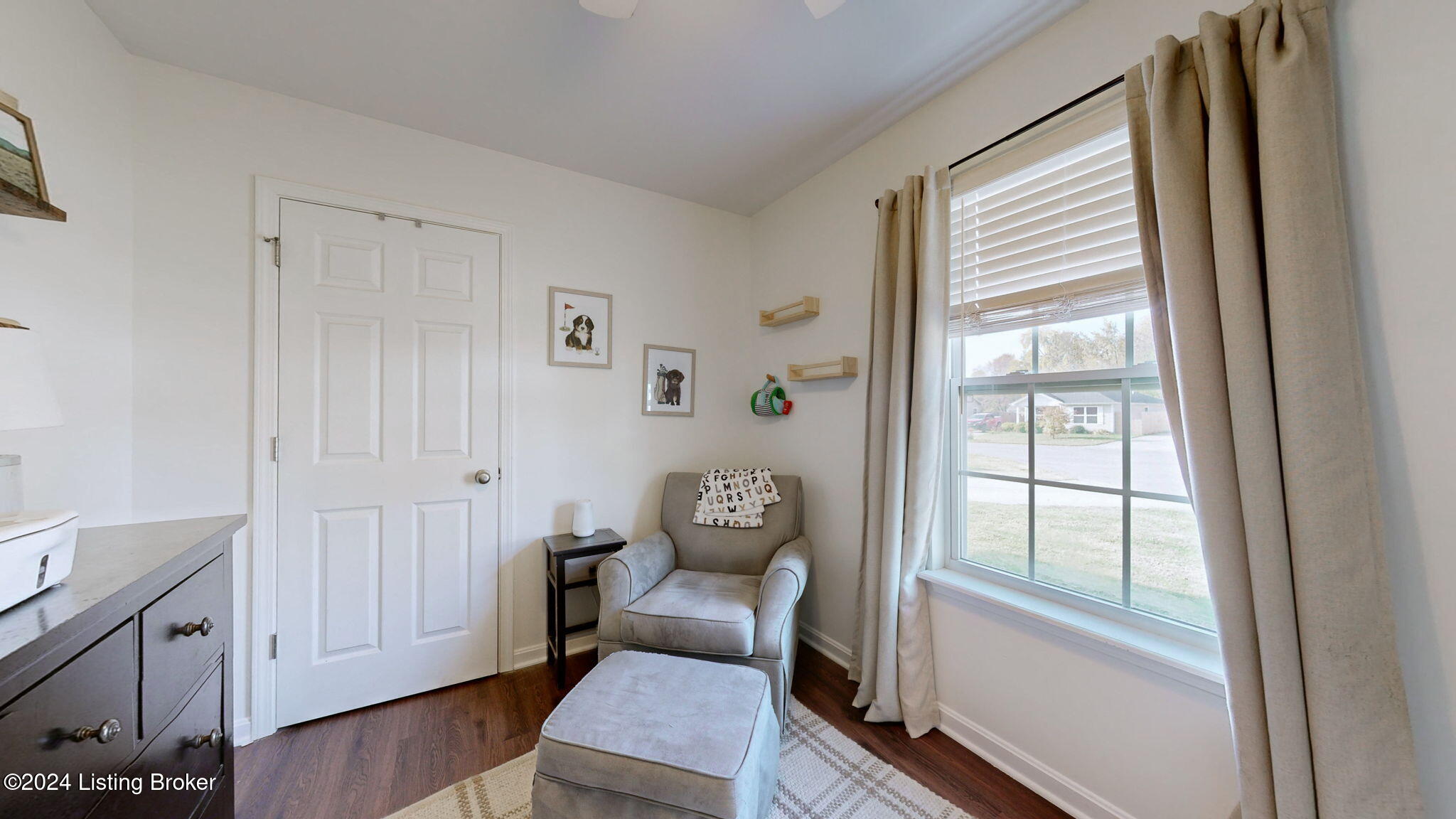 4405 Debbie Ct