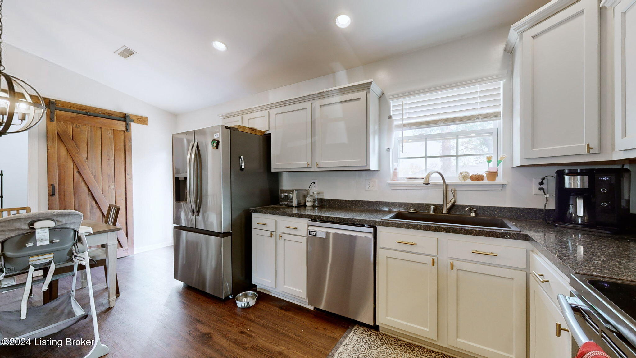 4405 Debbie Ct