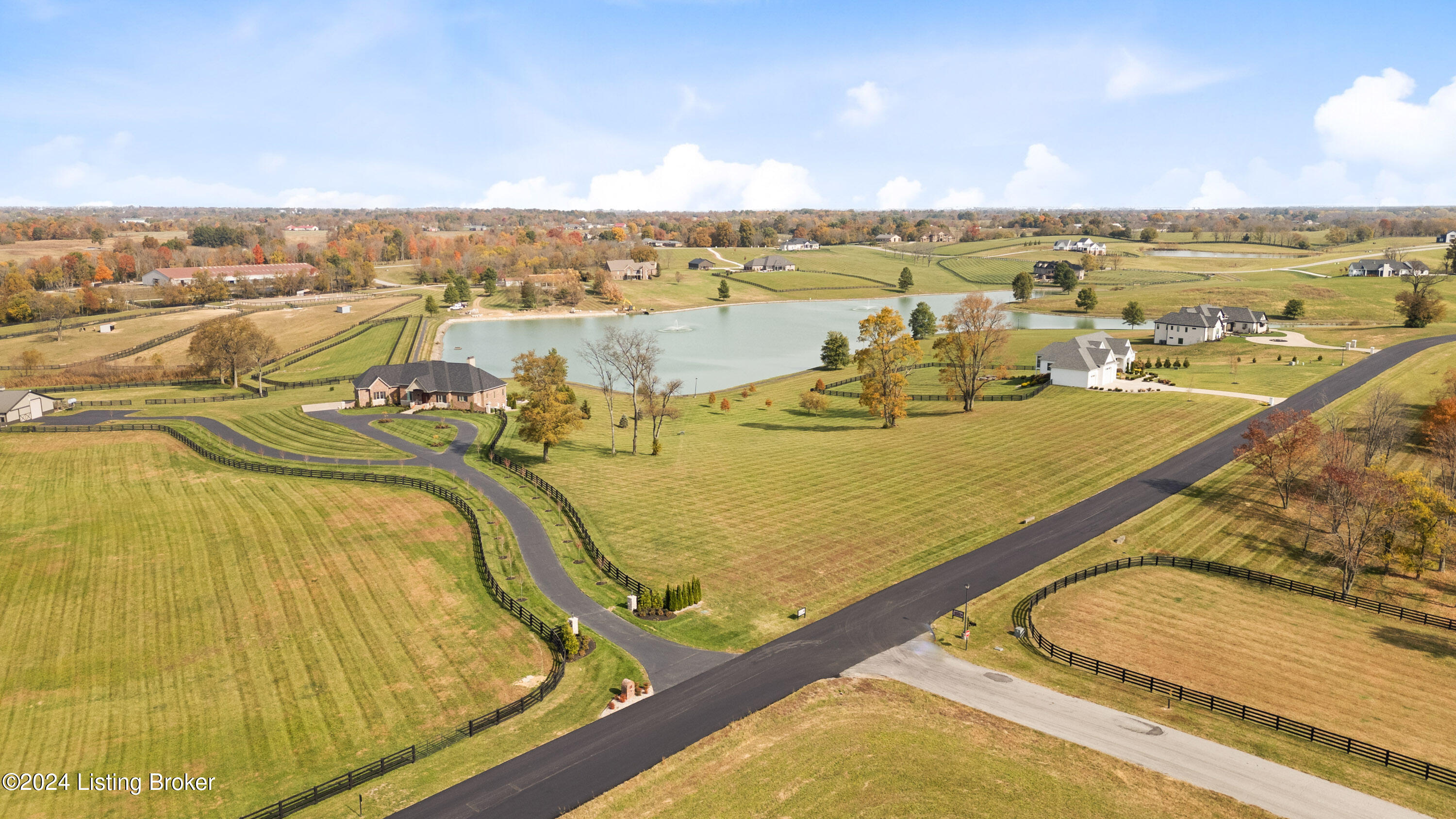 18A Derby Ln