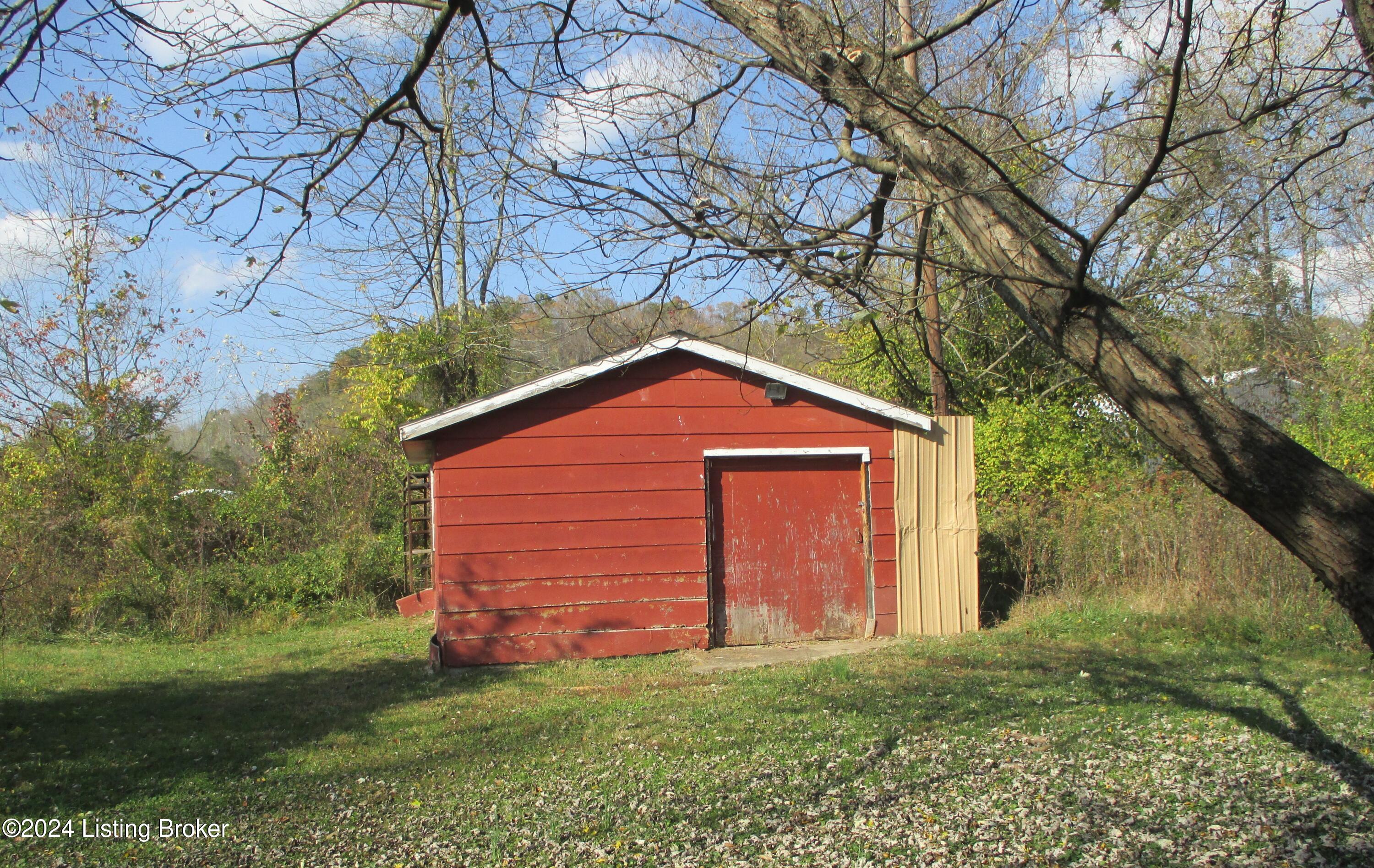 15 Crescent Ct