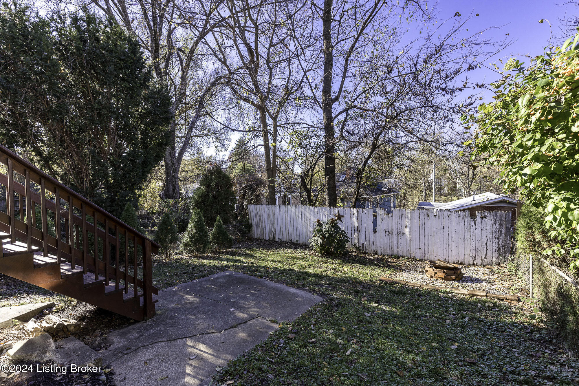 152 N Bellaire Ave