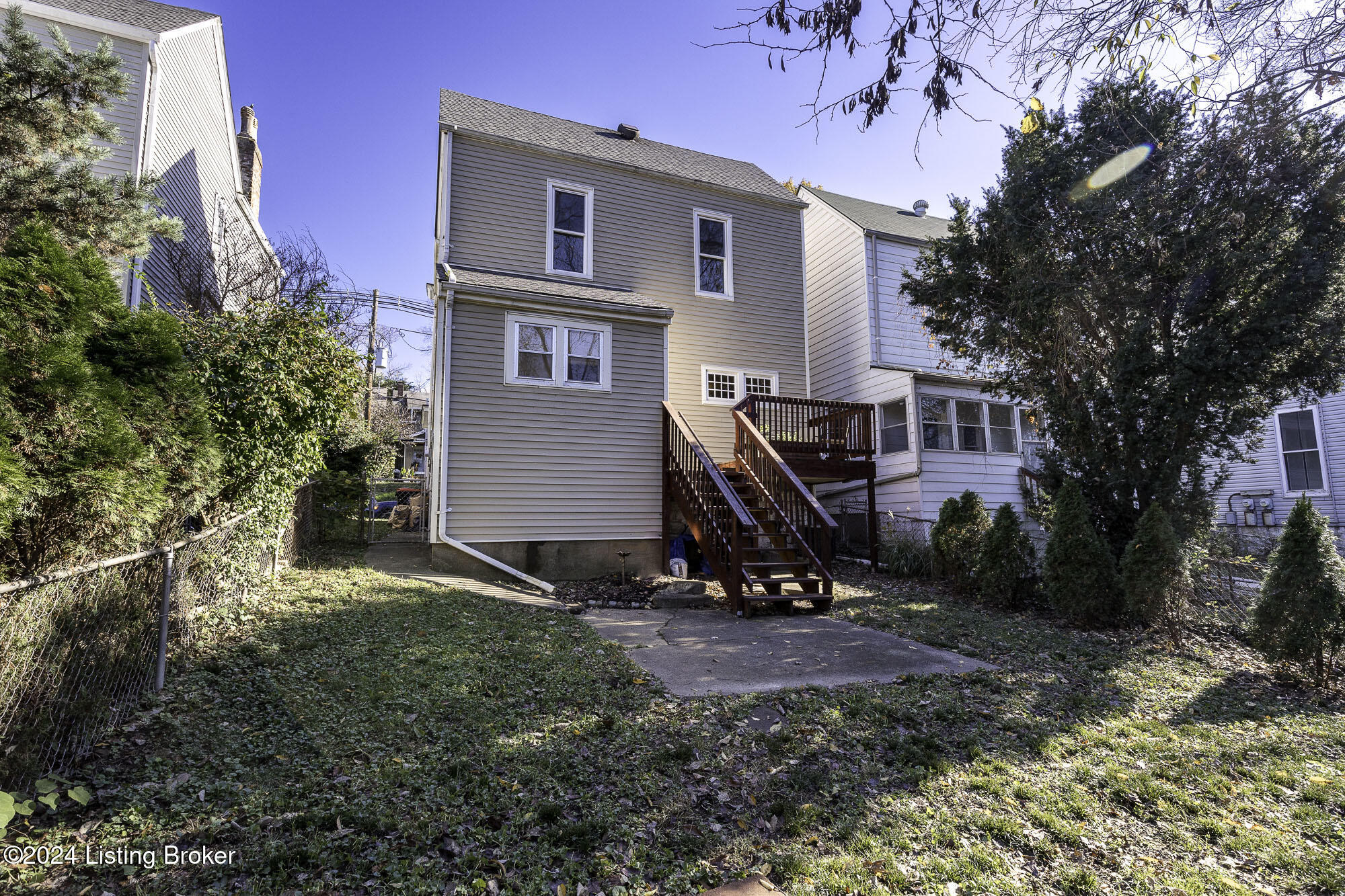 152 N Bellaire Ave