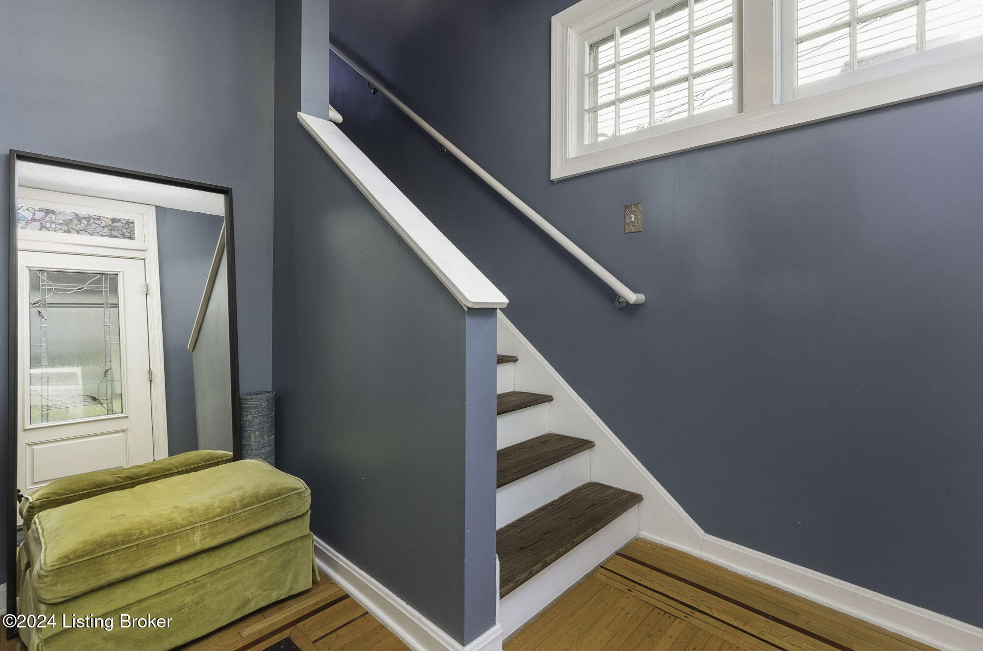 152 N Bellaire Ave