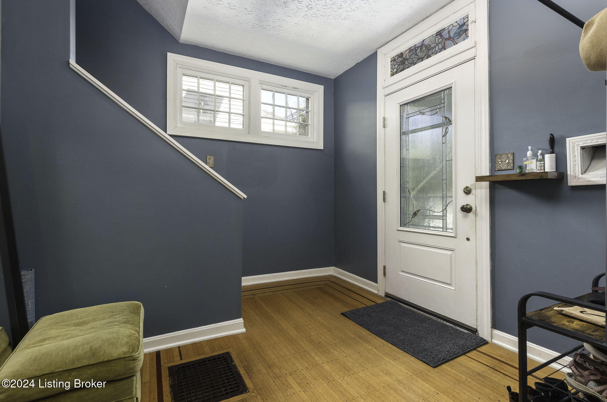 152 N Bellaire Ave