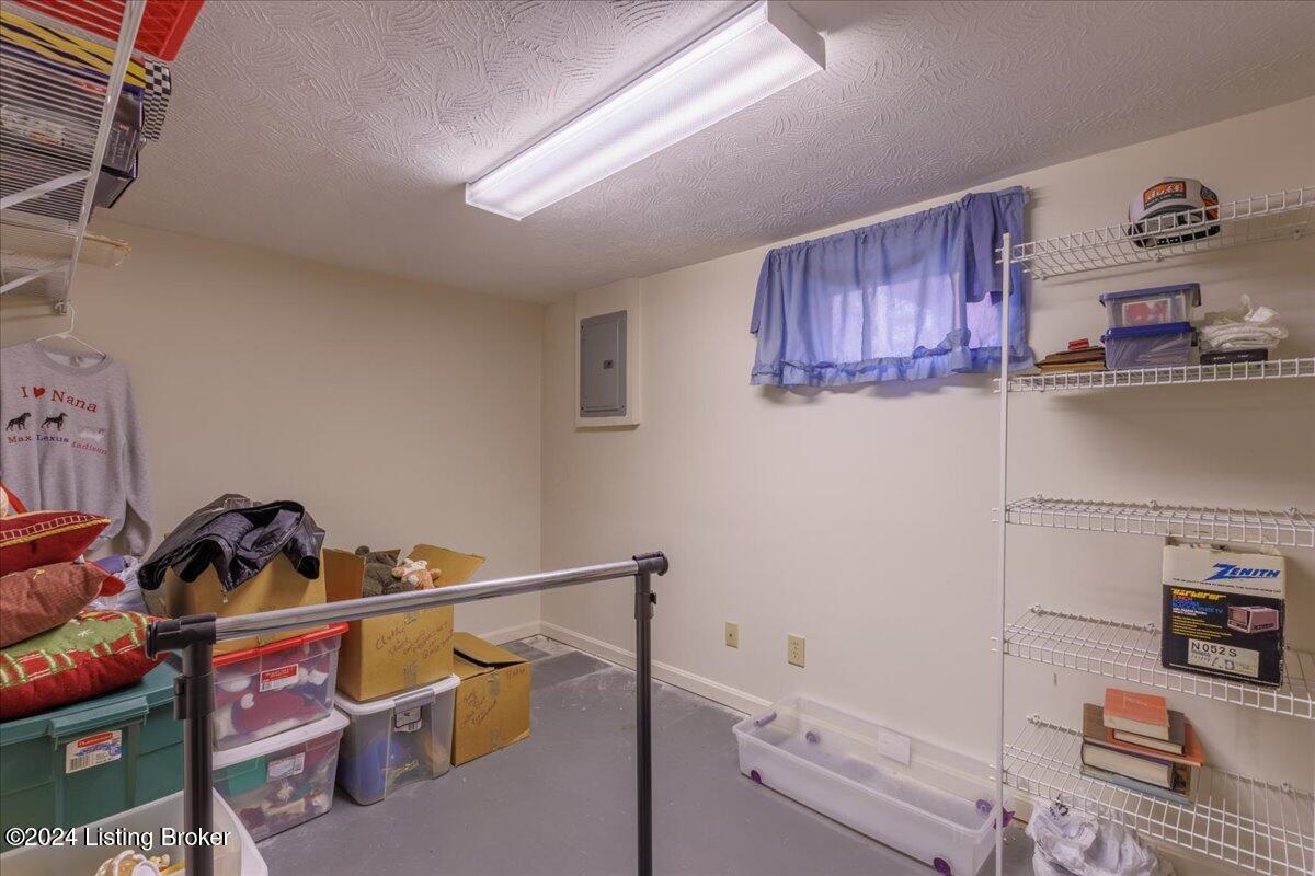 5308 Cherita Rd