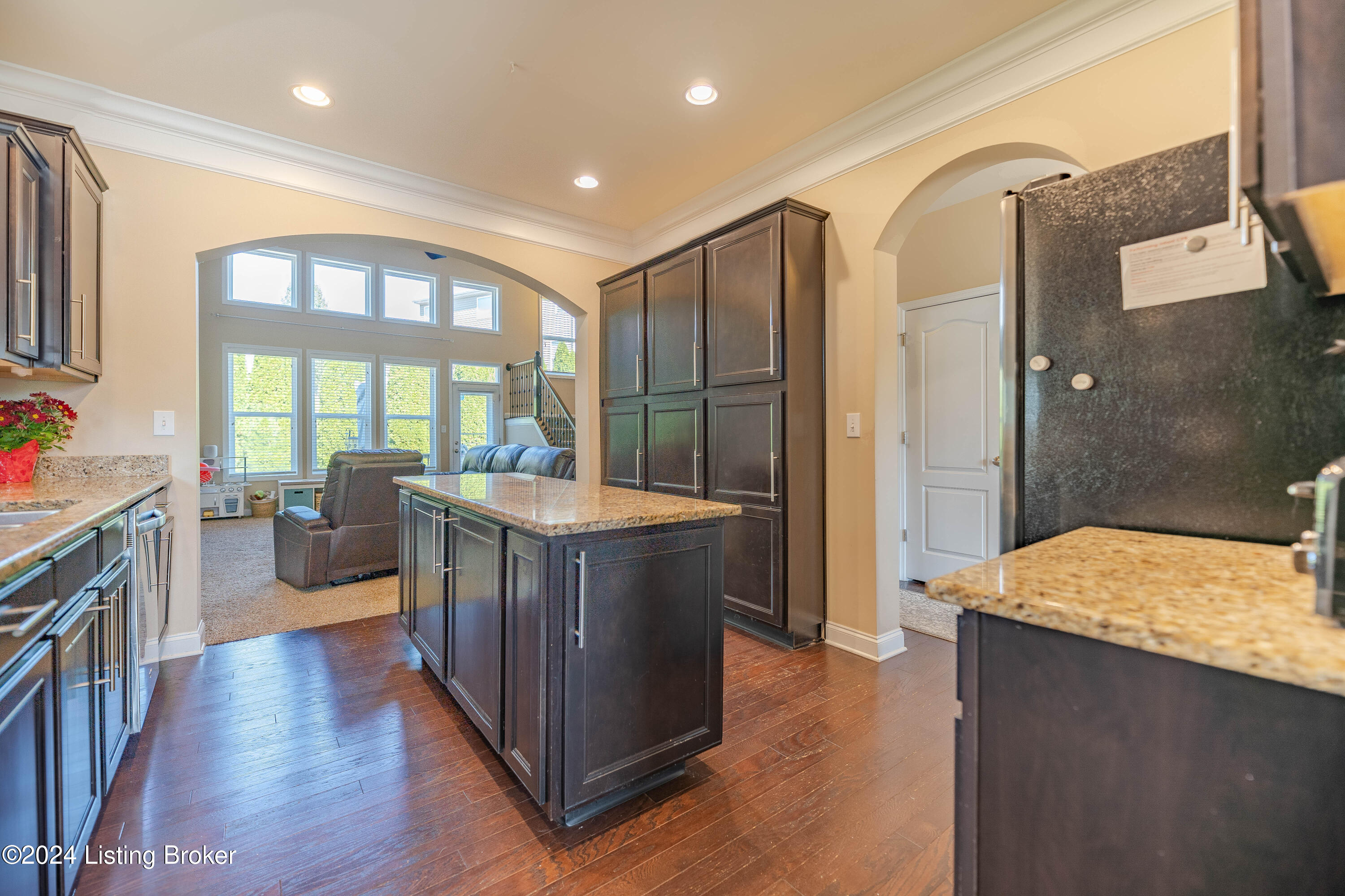 8805 Meadow Sweet Way